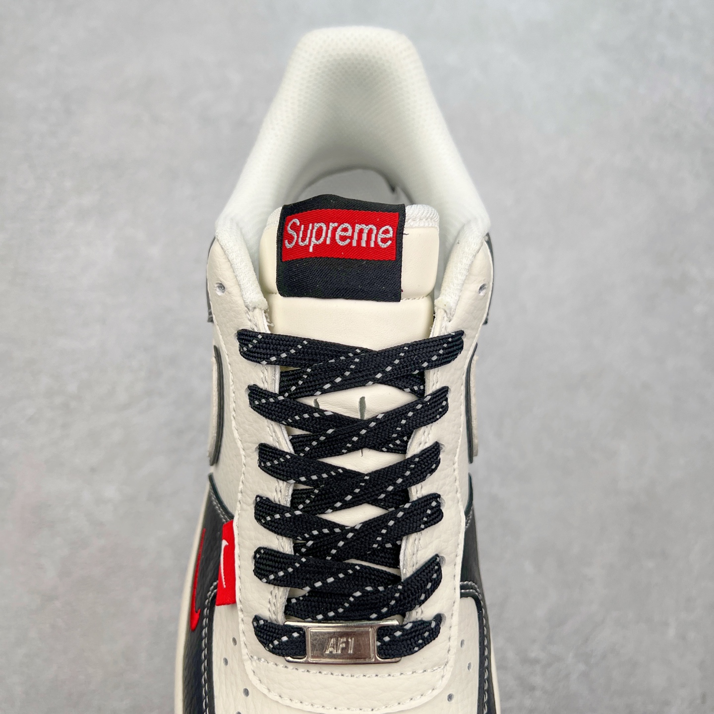 图片[5]-NK Air Force 1´07 Low 空军一号低帮百搭休闲运动板鞋 CS5288-004 柔软、弹性十足的缓震性能和出色的中底设计 横跨复古与现代的外型结合 造就出风靡全球 三十多年的Force 1 直到今天还深受青睐 实拍调校N版已经零色差零失真 百分百还原实物色彩所见即所得 不存在货不对板色差等低级问题 选购参考实物拍摄 不混卖不参货 只用心做好货严格选品 承诺混一赔十 尺码：36 36.5 37.5 38 38.5 39 40 40.5 41 42 42.5 43 44 44.5 45-选品中心