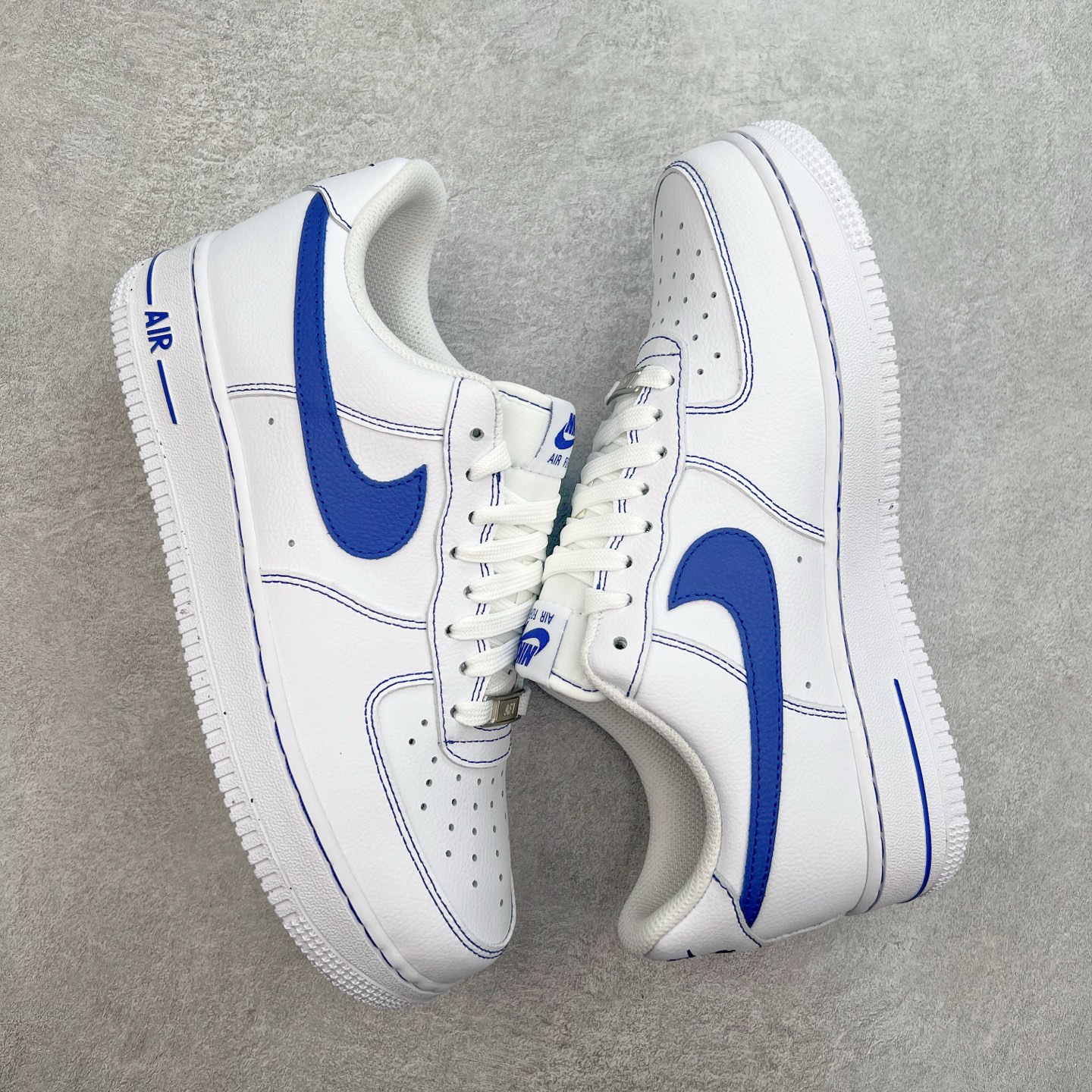 图片[3]-NK Air Force 1´07 Low 空军一号低帮百搭休闲运动板鞋 HQ2037-100 柔软、弹性十足的缓震性能和出色的中底设计 横跨复古与现代的外型结合 造就出风靡全球 三十多年的Force 1 直到今天还深受青睐 实拍调校N版已经零色差零失真 百分百还原实物色彩所见即所得 不存在货不对板色差等低级问题 选购参考实物拍摄 不混卖不参货 只用心做好货严格选品 承诺混一赔十 尺码：36 36.5 37.5 38 38.5 39 40 40.5 41 42 42.5 43 44 44.5 45-选品中心