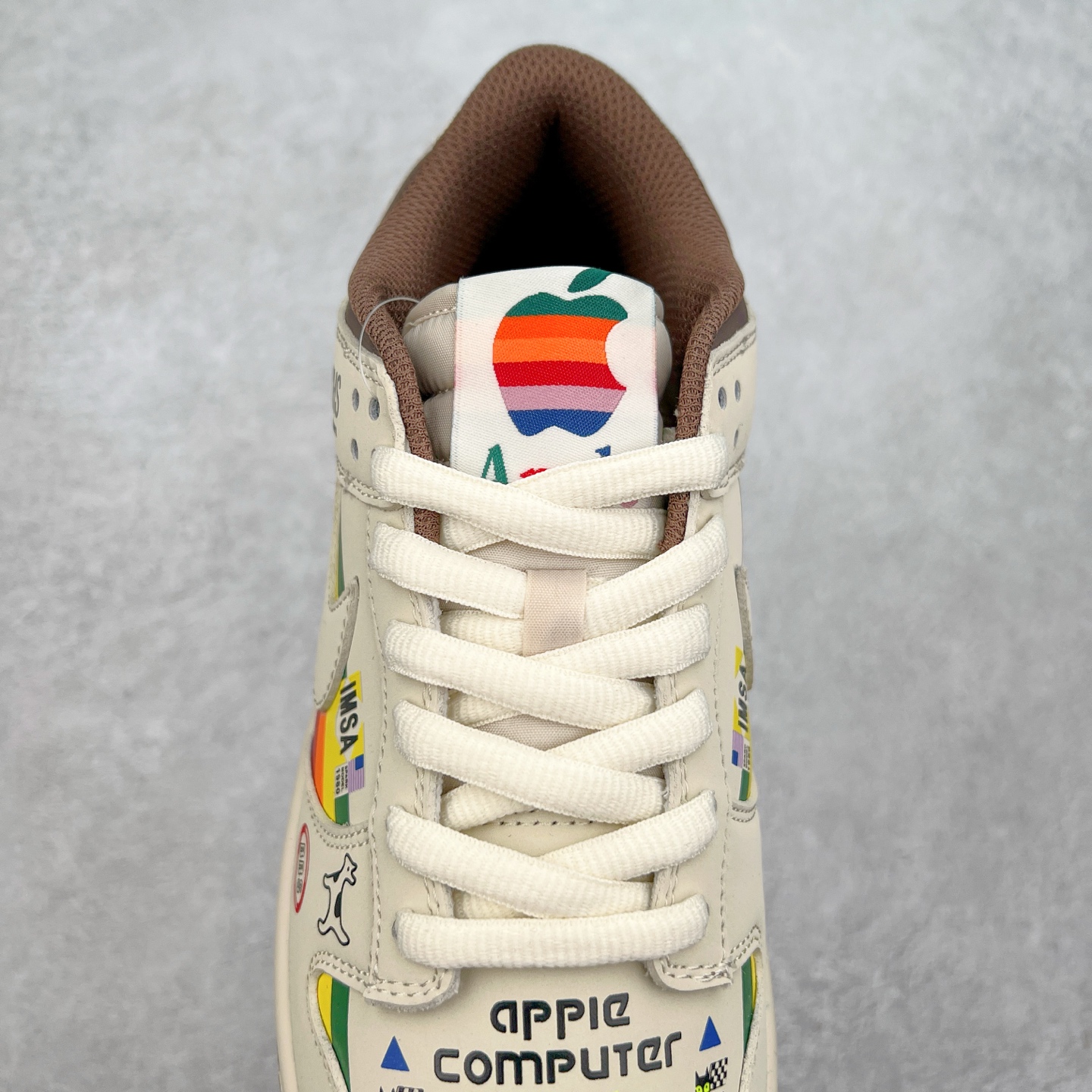 图片[5]-NK Dunk Low 定制配色 MU0232-368 大厂出品 极力推荐 原装头层材料 独家版型蒸餾加工帶來的是更好的视觉和脚感体验大厂纯原品质出货 清洁度 电绣工艺 皮料切割干净无任何毛边 细节完美 实拍调校N版已经零色差零失真 百分百还原实物色彩所见即所得 不存在货不对板色差等低级问题 选购参考实物拍摄 不混卖不参货 只用心做好货严格选品 承诺混一赔十 尺码：36 36.5 37.5 38 38.5 39 40 40.5 41 42 42.5 43 44 44.5 45-选品中心