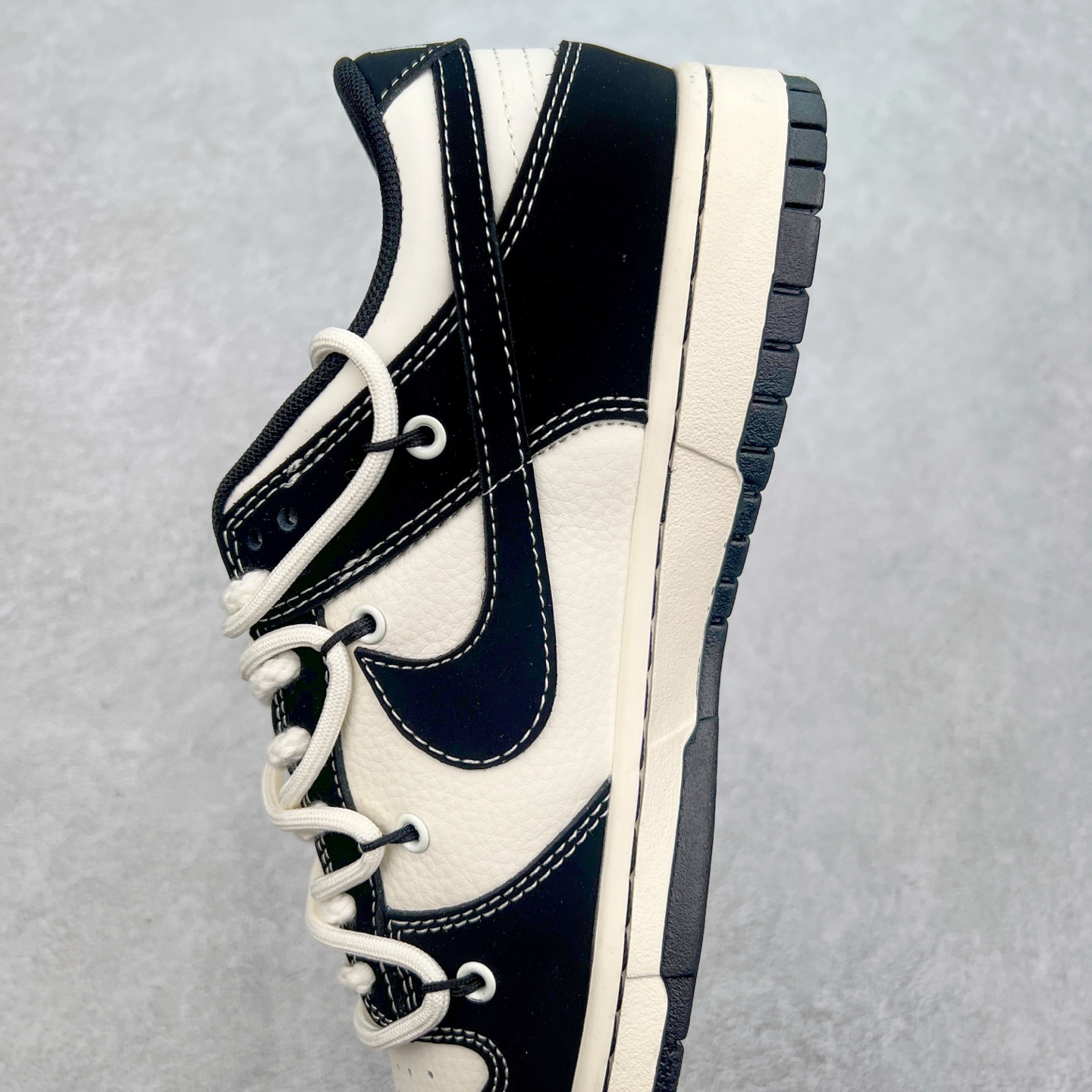 图片[7]-NK Dunk Low 定制配色 YX5066-278 大厂出品 极力推荐 原装头层材料 独家版型蒸餾加工帶來的是更好的视觉和脚感体验大厂纯原品质出货 清洁度 电绣工艺 皮料切割干净无任何毛边 细节完美 实拍调校N版已经零色差零失真 百分百还原实物色彩所见即所得 不存在货不对板色差等低级问题 选购参考实物拍摄 不混卖不参货 只用心做好货严格选品 承诺混一赔十 尺码：36 36.5 37.5 38 38.5 39 40 40.5 41 42 42.5 43 44 44.5 45-选品中心