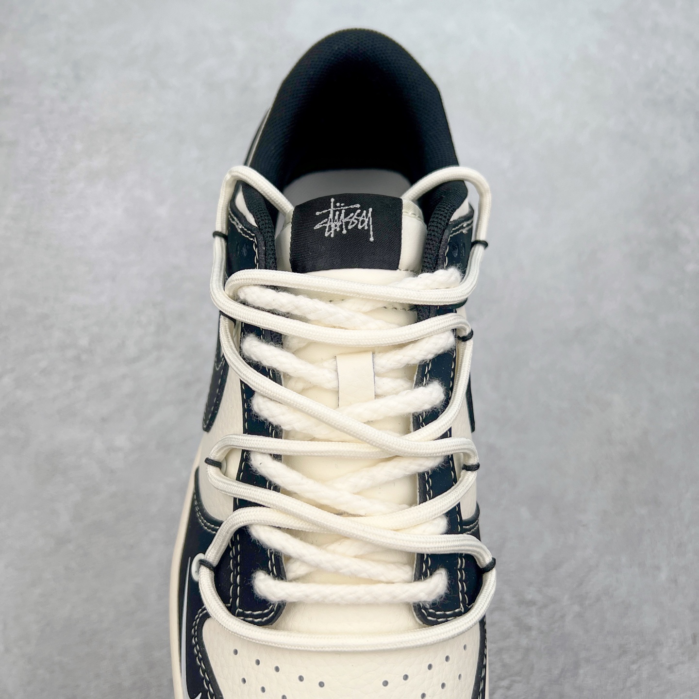 图片[5]-NK Dunk Low 定制配色 YX5066-278 大厂出品 极力推荐 原装头层材料 独家版型蒸餾加工帶來的是更好的视觉和脚感体验大厂纯原品质出货 清洁度 电绣工艺 皮料切割干净无任何毛边 细节完美 实拍调校N版已经零色差零失真 百分百还原实物色彩所见即所得 不存在货不对板色差等低级问题 选购参考实物拍摄 不混卖不参货 只用心做好货严格选品 承诺混一赔十 尺码：36 36.5 37.5 38 38.5 39 40 40.5 41 42 42.5 43 44 44.5 45-选品中心