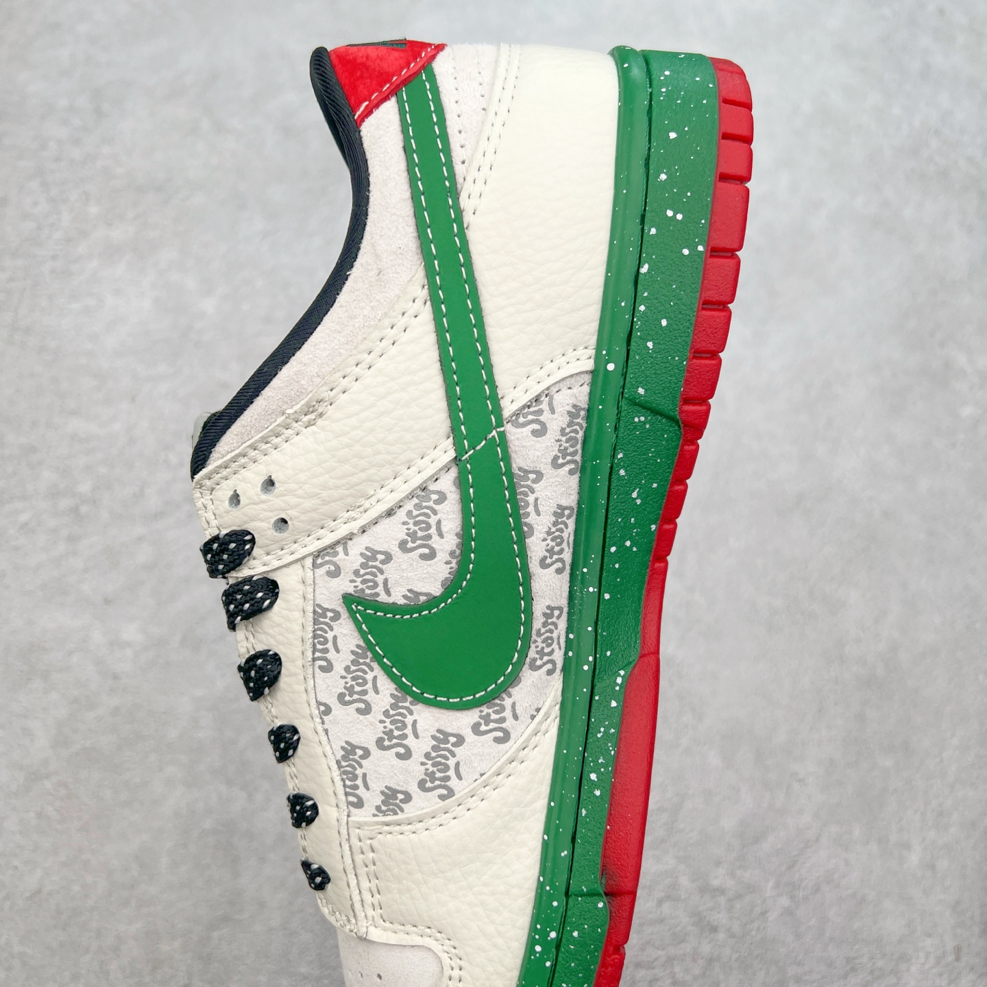 图片[7]-NK Dunk Low 定制配色 SC9207-406 大厂出品 极力推荐 原装头层材料 独家版型蒸餾加工帶來的是更好的视觉和脚感体验大厂纯原品质出货 清洁度 电绣工艺 皮料切割干净无任何毛边 细节完美 实拍调校N版已经零色差零失真 百分百还原实物色彩所见即所得 不存在货不对板色差等低级问题 选购参考实物拍摄 不混卖不参货 只用心做好货严格选品 承诺混一赔十 尺码：36 36.5 37.5 38 38.5 39 40 40.5 41 42 42.5 43 44 44.5 45-选品中心