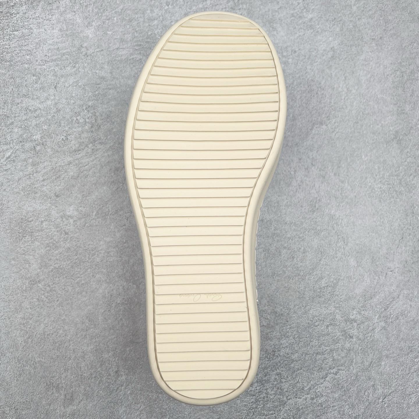 图片[9]-Rick Owens 瑞克·欧文斯 RO低帮皮面时尚板鞋 一比一规格礼盒装 重达3斤以上 配有日文、英文 双语种配件卡片 细节诠释 一件不落 鞋盒三标 正面+底部都一一做到 虽然增加不了实质的成本 但是打磨产品的细节 再微小也会还原 尺码：35 36 37 38 39 40 41 42 43 44 45-选品中心