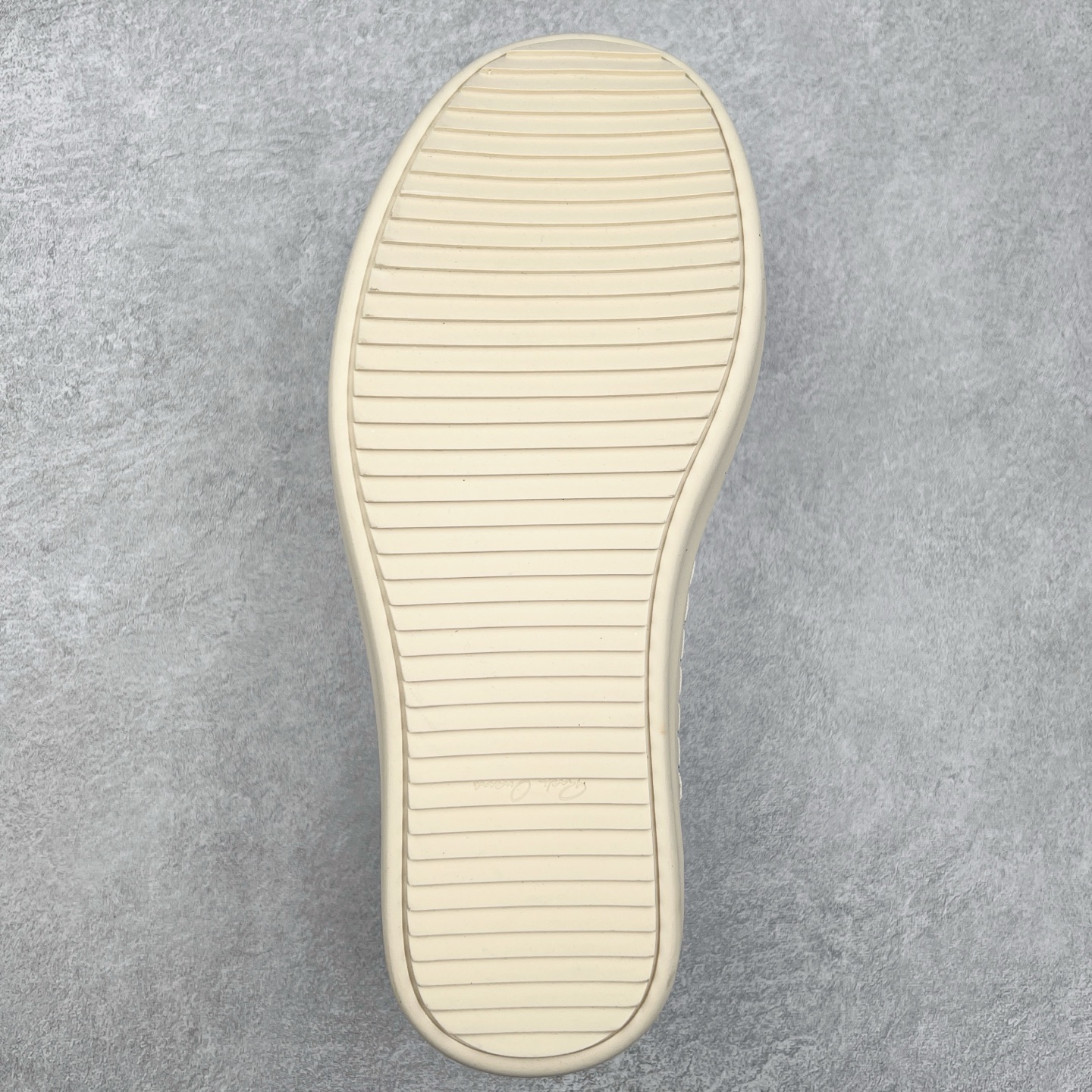 图片[9]-Rick Owens 瑞克·欧文斯 RO低帮皮面时尚板鞋 一比一规格礼盒装 重达3斤以上 配有日文、英文 双语种配件卡片 细节诠释 一件不落 鞋盒三标 正面+底部都一一做到 虽然增加不了实质的成本 但是打磨产品的细节 再微小也会还原 尺码：35 36 37 38 39 40 41 42 43 44 45-选品中心