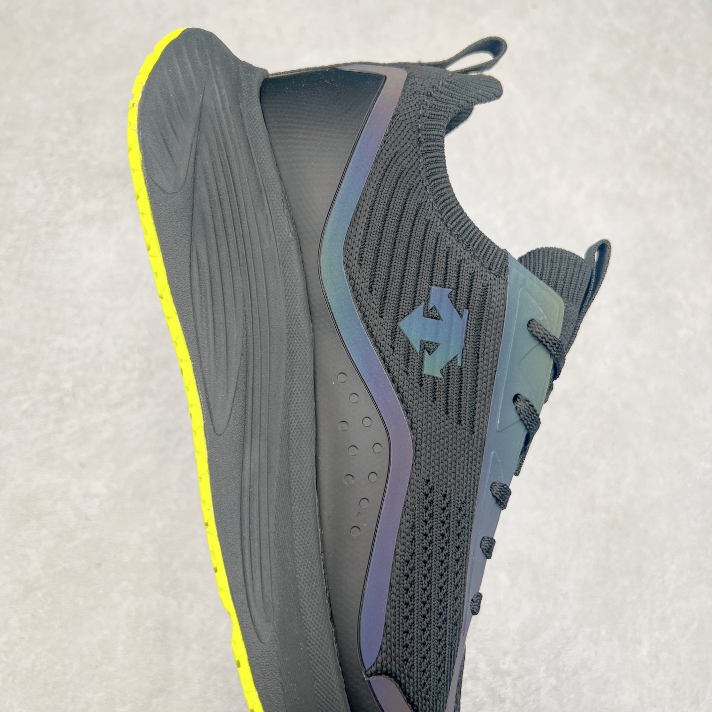 图片[6]-＃HP DESCENTE LAVITATE Ii Knit 迪桑特防水户外耐磨低帮生活休闲徒步登山鞋 DESCENTE（迪桑特）创立于1935年，品牌名取自法语词汇，意为“滑降”。品牌箭头标识代表滑雪的三种技术“高速直线滑行”、“穿越”和“侧滑”，也寓意品牌在打造高端专业运动产品中不断追求完美的创新精神，致力于成为中国高端专业滑雪、综训、女子、铁人三项、高尔夫的第一品牌。尺码：39 40 41 42 43 44 45-选品中心