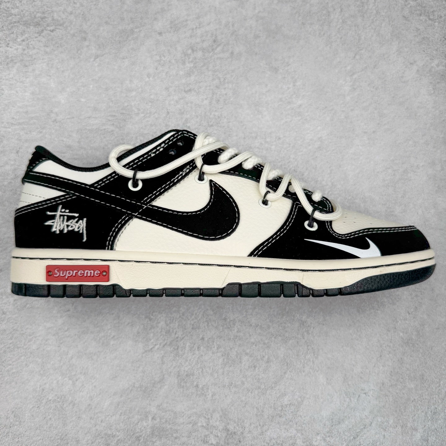 NK Dunk Low 定制配色 YX5066-278 大厂出品 极力推荐 原装头层材料 独家版型蒸餾加工帶來的是更好的视觉和脚感体验大厂纯原品质出货 清洁度 电绣工艺 皮料切割干净无任何毛边 细节完美 实拍调校N版已经零色差零失真 百分百还原实物色彩所见即所得 不存在货不对板色差等低级问题 选购参考实物拍摄 不混卖不参货 只用心做好货严格选品 承诺混一赔十 尺码：36 36.5 37.5 38 38.5 39 40 40.5 41 42 42.5 43 44 44.5 45-选品中心