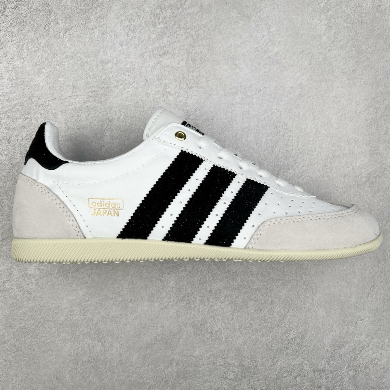 AD Originals JAPAN W 舒适百搭防滑耐磨低帮板鞋 IH5489 尺码：35.5 36 36.5 37 38.5 39 40 40.5 41 42 42.5 43 44 44.5 45-选品中心