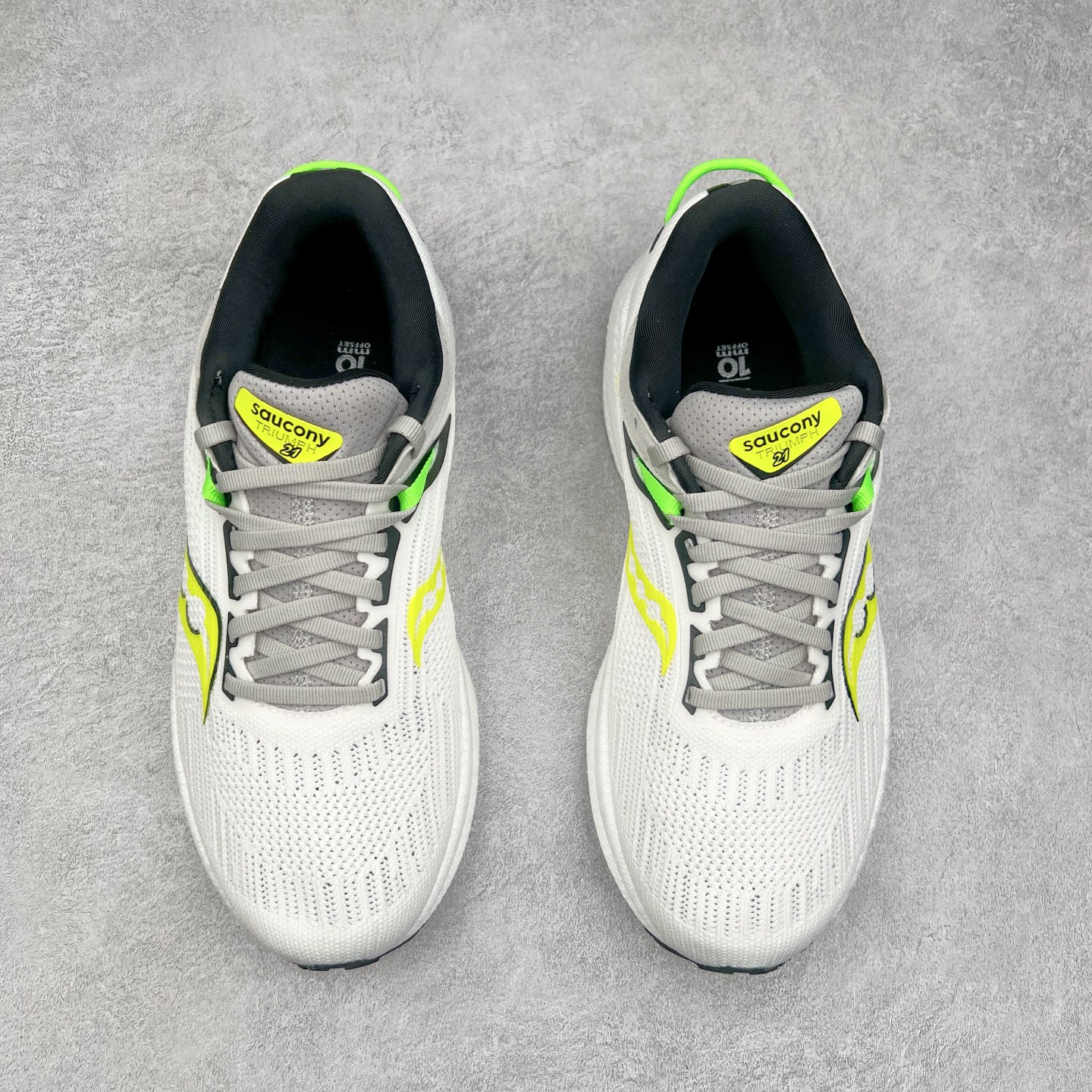 图片[2]-Saucony Triumph 21 索康尼胜利21代旗舰级缓震型跑鞋 性能相比前几代再升级：鞋面采用全新升级的工学网设计 贴合脚部更透气 中底部分使用最新的PWRRUN+材质 搭配PWRRUN+鞋垫使中底的大幅加厚 10mm坡差进一步提供缓震、回弹性能 内底则采用了FORMFIT动态适应系统 动态契合脚型 提升包裹性和舒适性 提供更卓越的动态回馈体验 XT-900橡胶大底 可提供良好的抓地力和较强抗磨性能 尺码：35.5 36 36.5 37.5 38 38.5 39 40 40.5 41 42 42.5 43 44 44.5 45 46-选品中心