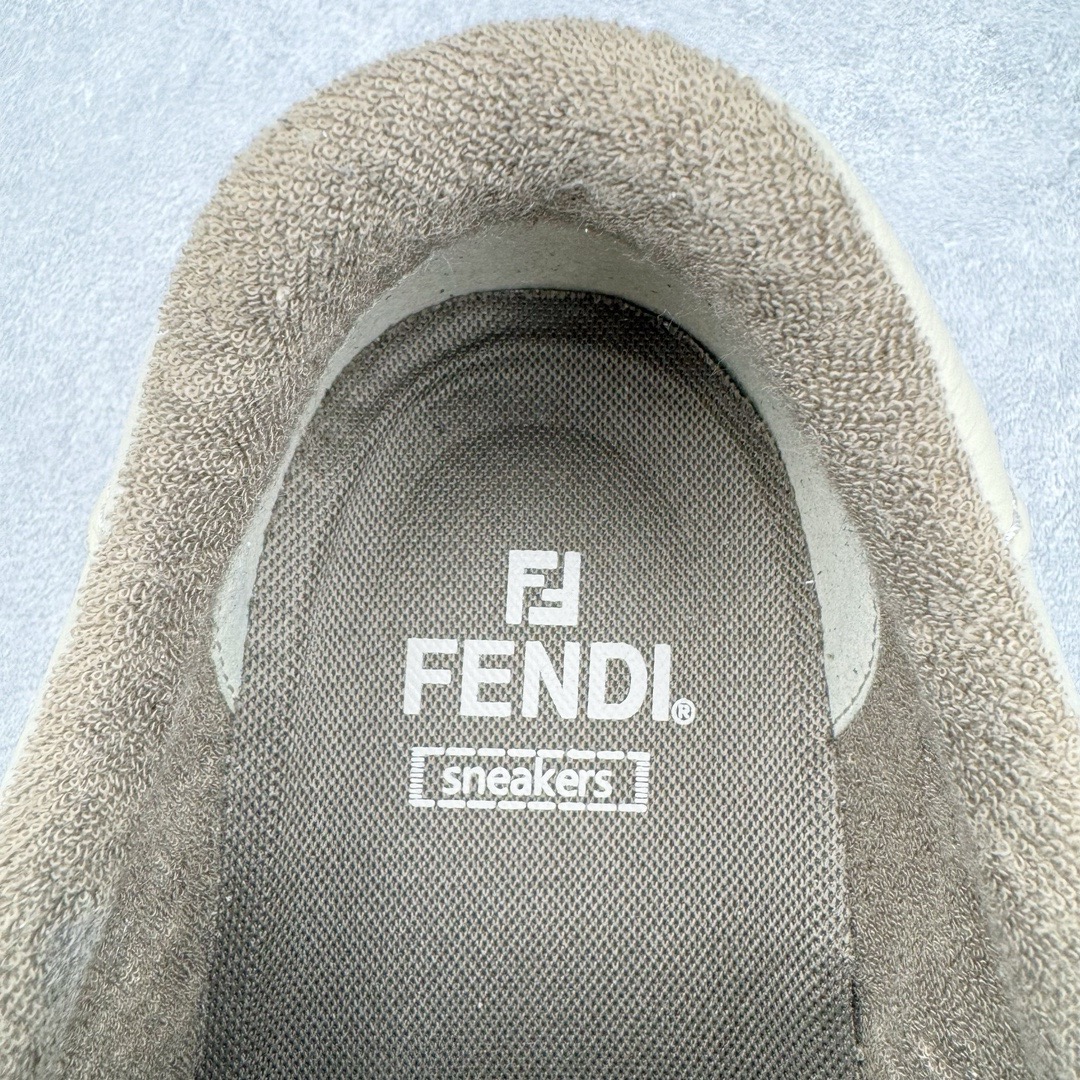 图片[11]-＃LJ渠道版 FENDI Match sneaters 芬迪皮革低帮时尚运动板鞋 独家零售特供 全身20几个细节点全部做到一致还原 吊打市面所有版本 独家原装套装配件官方同源 渠道原装订单 全套专柜包装物及配件 原版购入 高工艺无缝细空胶技术 贴楦误差0.05mm 鞋底采用固特异内外锁死工艺 最大限度弯折永不开胶 原鞋一致效果环保无味 鞋面采用麂皮和皮革拼接组合 logo内里采用毛巾绒里 上脚超级柔软 轻便 舒适搭配卫衣 尺码：36 36.5 37 38 38.5 39 40 40.5 41 42 42.5 43 44 44.5 45-选品中心