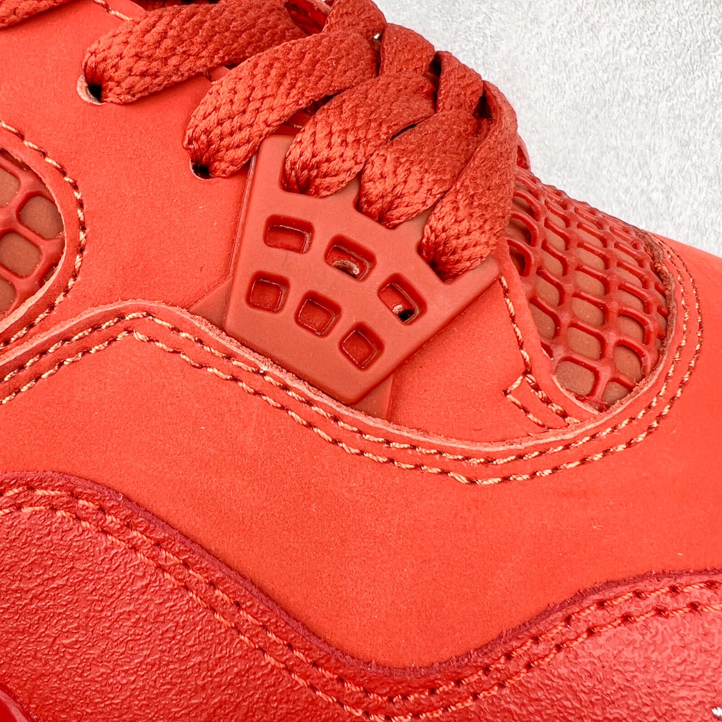 图片[13]-＃C版 Nigel Sylvester x Air Jordan AJ4 “Brick by Brick” 联名红砖 货号：HF4340-800 口碑大厂出品 原纸板楦头开发 性价比版本 定价合理 定制优质皮料 完美鞋型匹配公司货 正确TPU鞋舌锁扣 最新原厂底模 大底卡色咬花完美 鞋柜必备鞋款 终端现货供应 男女鞋尺码：36 36.5 37.5 38 38.5 39 40 40.5 41 42 42.5 43 44 44.5 45 46 47.5-选品中心