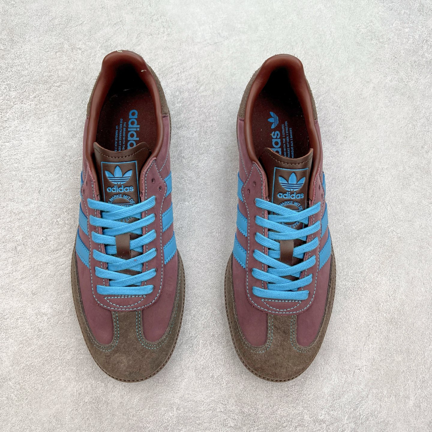 图片[2]-AD Original Samba OG 复古经典轻便板鞋 JI2733 这款桑巴鞋展示了高质量的工艺 带有装饰的超锁缝制和无缝的手感 柔软、柔软的皮革造型和标志性的3条纹完成了精致的外观 正规合身鞋带 鞋面上有绒面鞋垫 橡胶鞋底 享受正畸套筒软感 自50年代首次亮相以来就一直在赢得粉丝的青睐 尺码：36 36.5 37.5 38 38.5 39 40 40.5 41 42 42.5 43 44 44.5 45-选品中心