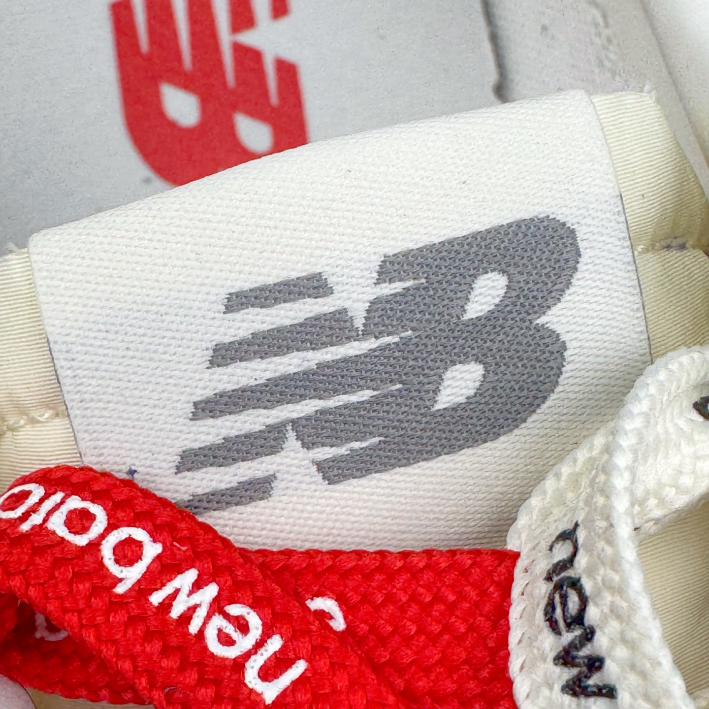 图片[12]-＃M纯原 New Balance U471AK NB新百伦织物牛剖层革春夏薄底鞋防滑耐磨平衡轻便低帮生活休闲鞋 原档数据独立私模大底 唯一正确三层组合大底 特高弹切片加持 百分百还原原鞋脚感 NB市场最强产物 防伪原标全套原楦原纸板原厂数据开发 全鞋电脑针车加持 原厂网布 原装进口头层翻毛皮料正确绒感卡色 正确中底拉帮中底网布细节 匠心打造 耗时两个月开发完成 工艺极其复杂难度可想而知 高端零售专供产物 尺码：36 37 37.5 38 38.5 39.5 40 40.5 41.5 42 42.5 43 44 44.5 45 45.5 46.5 47-选品中心