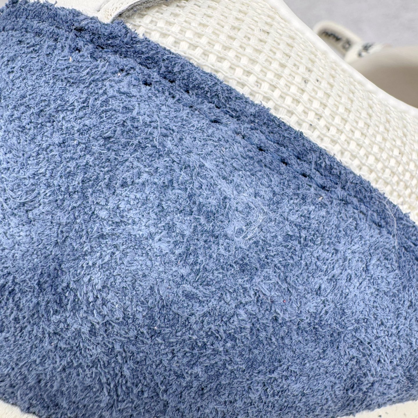 图片[16]-＃M纯原 New Balance U471AK NB新百伦织物牛剖层革春夏薄底鞋防滑耐磨平衡轻便低帮生活休闲鞋 原档数据独立私模大底 唯一正确三层组合大底 特高弹切片加持 百分百还原原鞋脚感 NB市场最强产物 防伪原标全套原楦原纸板原厂数据开发 全鞋电脑针车加持 原厂网布 原装进口头层翻毛皮料正确绒感卡色 正确中底拉帮中底网布细节 匠心打造 耗时两个月开发完成 工艺极其复杂难度可想而知 高端零售专供产物 尺码：36 37 37.5 38 38.5 39.5 40 40.5 41.5 42 42.5 43 44 44.5 45 45.5 46.5 47-选品中心