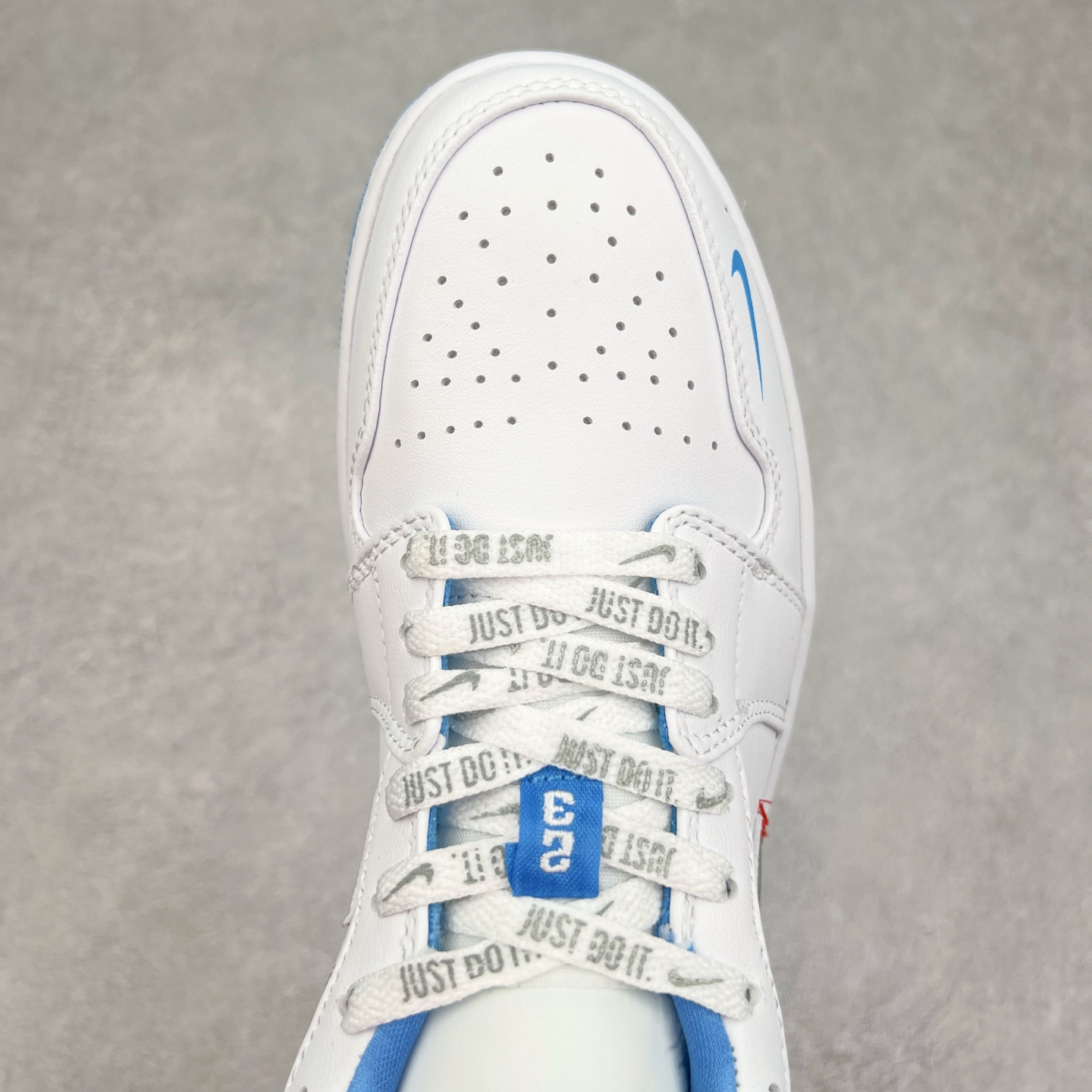 图片[4]-Air Jordan AJ1 Low 低帮定制 AO9944-441 原厂内置气垫魔块 A模大底 头层小牛皮 鞋舌AJ原厂专用牛津布+AJ专用反口珍珠布+原厂无杂质高弹内里海棉+特殊封边弹力鞋带 尺码：36 36.5 37.5 38 38.5 39 40 40.5 41 42 42.5 43 44 44.5 45-选品中心