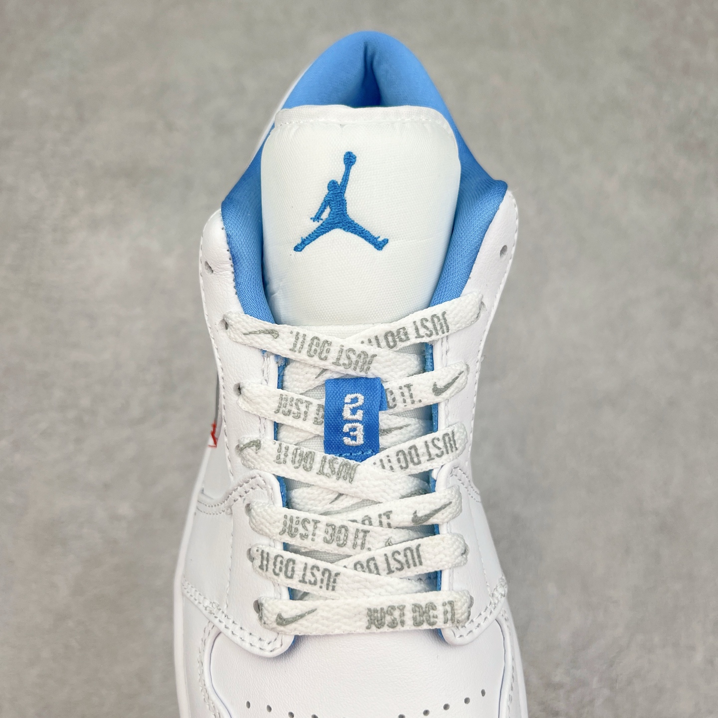 图片[5]-Air Jordan AJ1 Low 低帮定制 AO9944-441 原厂内置气垫魔块 A模大底 头层小牛皮 鞋舌AJ原厂专用牛津布+AJ专用反口珍珠布+原厂无杂质高弹内里海棉+特殊封边弹力鞋带 尺码：36 36.5 37.5 38 38.5 39 40 40.5 41 42 42.5 43 44 44.5 45-选品中心