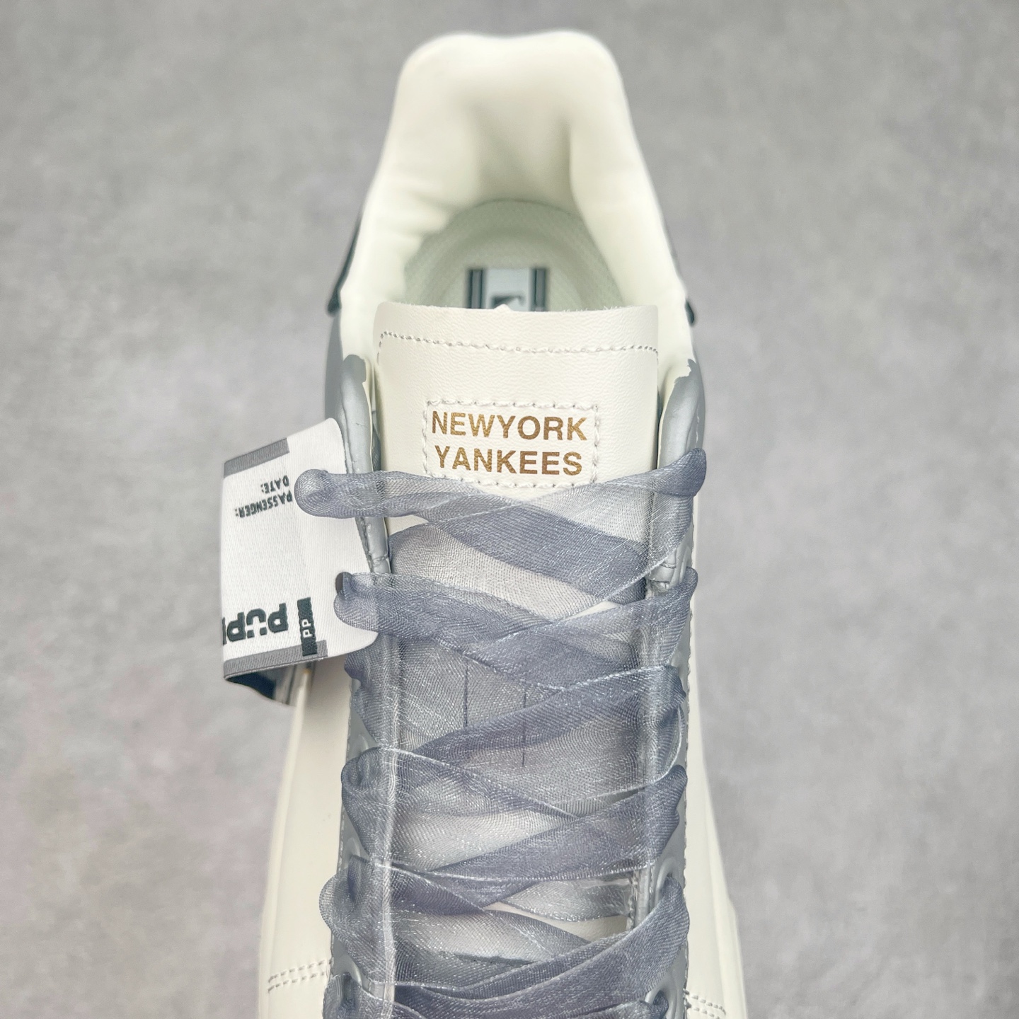 图片[5]-MLB Chunky Liner Basic 复古印花学长鞋系列低帮轻量增高厚底百搭休闲运动慢跑鞋板鞋 Korea韩国联名NY美国榄球纽约洋基队限定 韩国代购专供 全套原楦原纸板原厂数据开发 正确中底拉帮中底网布细节 平台代购专供 左脚内置芯片 韩国代购吊牌标贴 独家一比一RB+MD组合大底 高频后跟小人Logo精准对位立体饱满 正确网布加超迁鞋面 转印中底走线紧密 转印Logo工艺表层防刮不掉色 尺码：35 36 36.5 37.5 38 38.5 39 40 40.5 41 42 42.5 43 44 45-选品中心