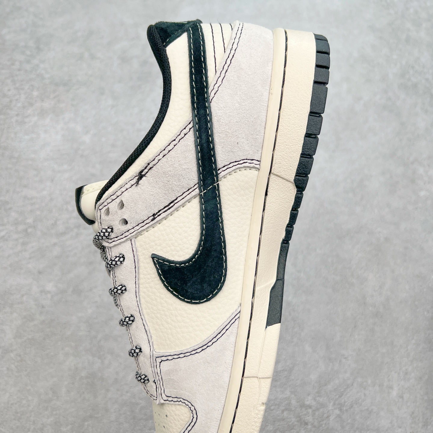 图片[7]-NK Dunk Low 定制配色 YX5066-298 大厂出品 极力推荐 原装头层材料 独家版型蒸餾加工帶來的是更好的视觉和脚感体验大厂纯原品质出货 清洁度 电绣工艺 皮料切割干净无任何毛边 细节完美 实拍调校N版已经零色差零失真 百分百还原实物色彩所见即所得 不存在货不对板色差等低级问题 选购参考实物拍摄 不混卖不参货 只用心做好货严格选品 承诺混一赔十 尺码：36 36.5 37.5 38 38.5 39 40 40.5 41 42 42.5 43 44 44.5 45-选品中心