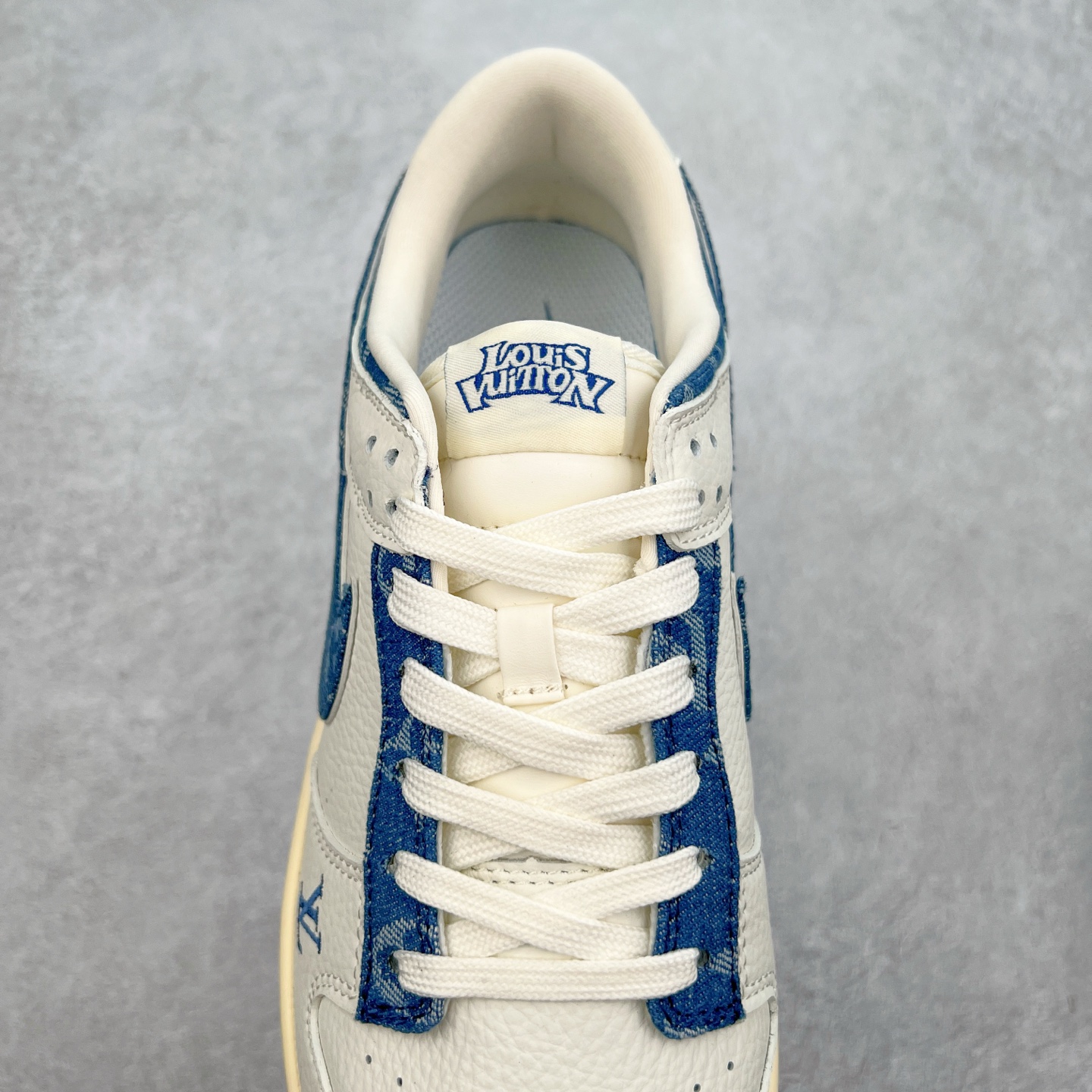 图片[5]-NK Dunk Low 定制配色 JH8310-955 大厂出品 极力推荐 原装头层材料 独家版型蒸餾加工帶來的是更好的视觉和脚感体验大厂纯原品质出货 清洁度 电绣工艺 皮料切割干净无任何毛边 细节完美 实拍调校N版已经零色差零失真 百分百还原实物色彩所见即所得 不存在货不对板色差等低级问题 选购参考实物拍摄 不混卖不参货 只用心做好货严格选品 承诺混一赔十 尺码：36 36.5 37.5 38 38.5 39 40 40.5 41 42 42.5 43 44 44.5 45-选品中心