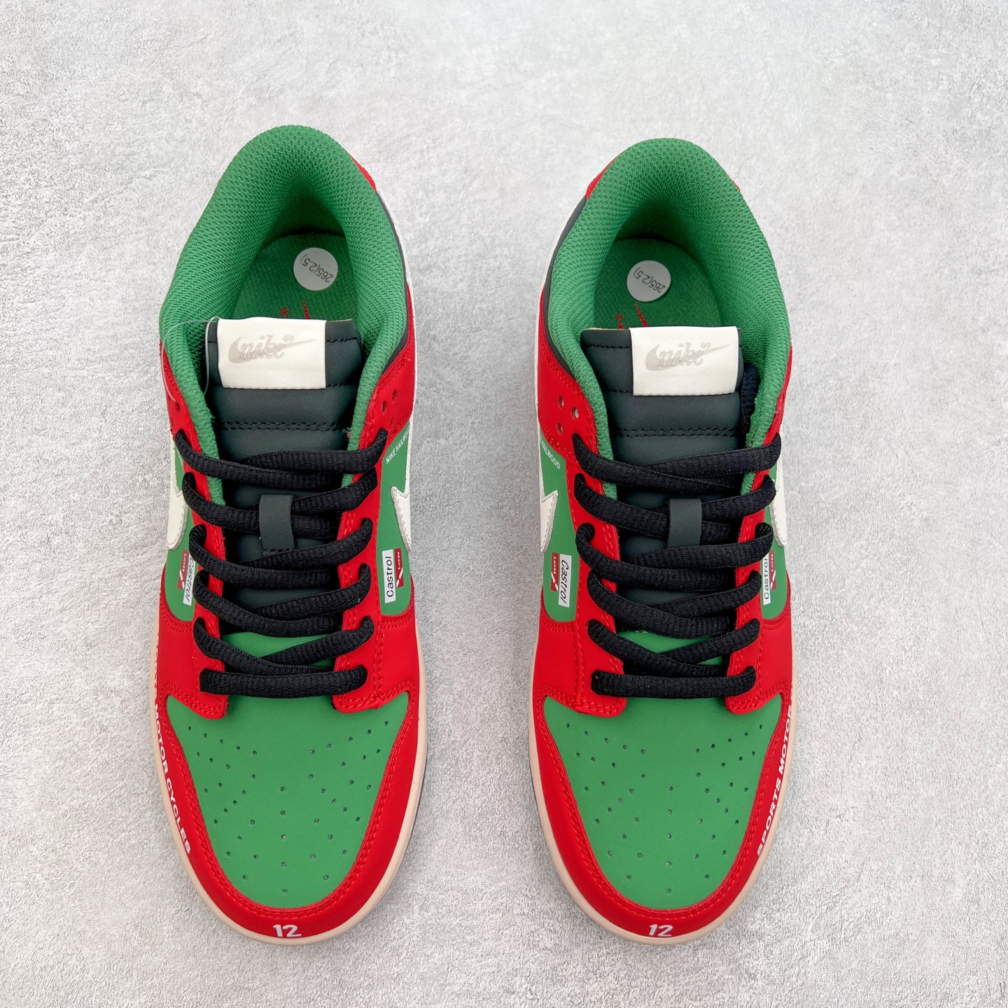 图片[2]-NK Dunk Low 定制配色 MU0232-361 大厂出品 极力推荐 原装头层材料 独家版型蒸餾加工帶來的是更好的视觉和脚感体验大厂纯原品质出货 清洁度 电绣工艺 皮料切割干净无任何毛边 细节完美 实拍调校N版已经零色差零失真 百分百还原实物色彩所见即所得 不存在货不对板色差等低级问题 选购参考实物拍摄 不混卖不参货 只用心做好货严格选品 承诺混一赔十 尺码：36 36.5 37.5 38 38.5 39 40 40.5 41 42 42.5 43 44 44.5 45-选品中心