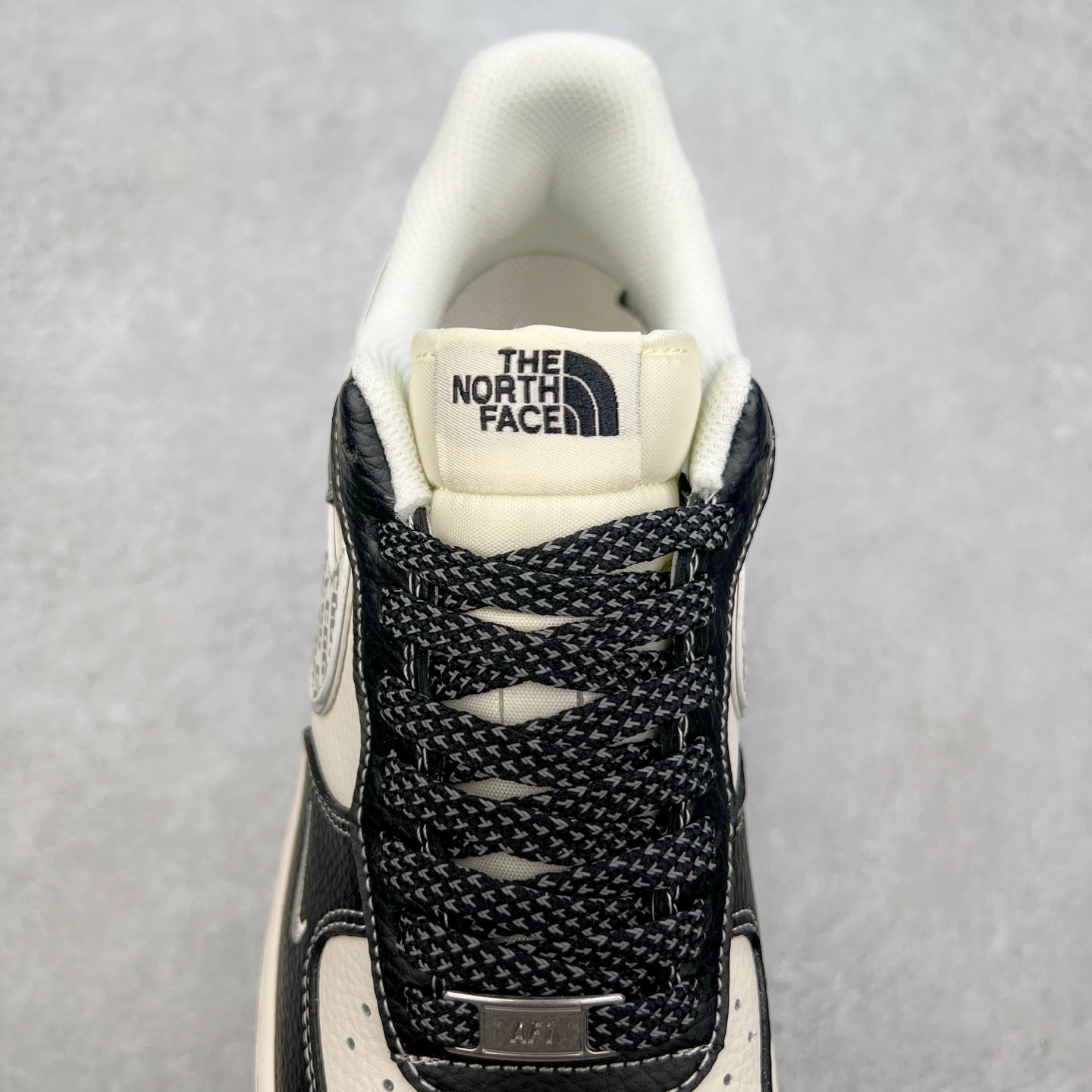 图片[5]-NK Air Force 1´07 Low 空军一号低帮百搭休闲运动板鞋 HH7518-049 柔软、弹性十足的缓震性能和出色的中底设计 横跨复古与现代的外型结合 造就出风靡全球 三十多年的Force 1 直到今天还深受青睐 实拍调校N版已经零色差零失真 百分百还原实物色彩所见即所得 不存在货不对板色差等低级问题 选购参考实物拍摄 不混卖不参货 只用心做好货严格选品 承诺混一赔十 尺码：36 36.5 37.5 38 38.5 39 40 40.5 41 42 42.5 43 44 44.5 45-选品中心