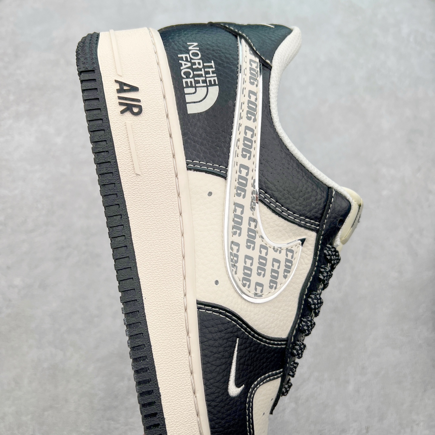 图片[6]-NK Air Force 1´07 Low 空军一号低帮百搭休闲运动板鞋 HH7518-049 柔软、弹性十足的缓震性能和出色的中底设计 横跨复古与现代的外型结合 造就出风靡全球 三十多年的Force 1 直到今天还深受青睐 实拍调校N版已经零色差零失真 百分百还原实物色彩所见即所得 不存在货不对板色差等低级问题 选购参考实物拍摄 不混卖不参货 只用心做好货严格选品 承诺混一赔十 尺码：36 36.5 37.5 38 38.5 39 40 40.5 41 42 42.5 43 44 44.5 45-选品中心