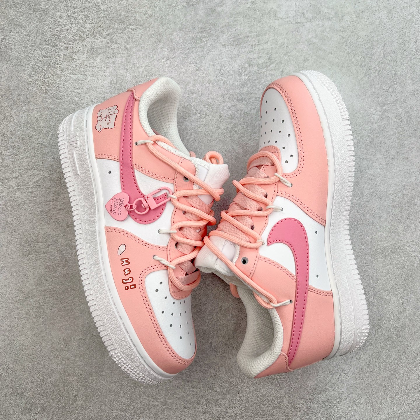 图片[3]-NK Air Force 1´07 Low 空军一号低帮百搭休闲运动板鞋 YY2023-762 柔软、弹性十足的缓震性能和出色的中底设计 横跨复古与现代的外型结合 造就出风靡全球 三十多年的Force 1 直到今天还深受青睐 实拍调校N版已经零色差零失真 百分百还原实物色彩所见即所得 不存在货不对板色差等低级问题 选购参考实物拍摄 不混卖不参货 只用心做好货严格选品 承诺混一赔十 尺码：36 36.5 37.5 38 38.5 39 40 40.5 41 42 42.5 43 44 44.5 45-选品中心