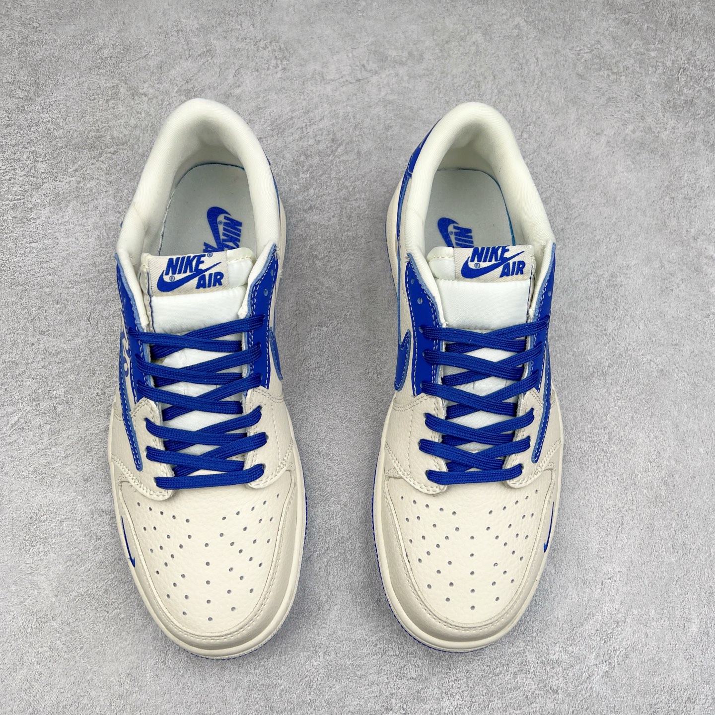 图片[2]-TS x Air Jordan AJ1 Low 倒钩低帮联名定制配色 LD2025-007 原厂内置气垫魔块 A模大底 头层小牛皮 鞋舌AJ原厂专用牛津布+AJ专用反口珍珠布+原厂无杂质高弹内里海棉+特殊封边弹力鞋带 实拍调校N版已经零色差零失真 百分百还原实物色彩所见即所得 不存在货不对板色差等低级问题 选购参考实物拍摄 不混卖不参货 只用心做好货严格选品 承诺混一赔十 尺码：36 36.5 37.5 38 38.5 39 40 40.5 41 42 42.5 43 44 44.5 45-选品中心