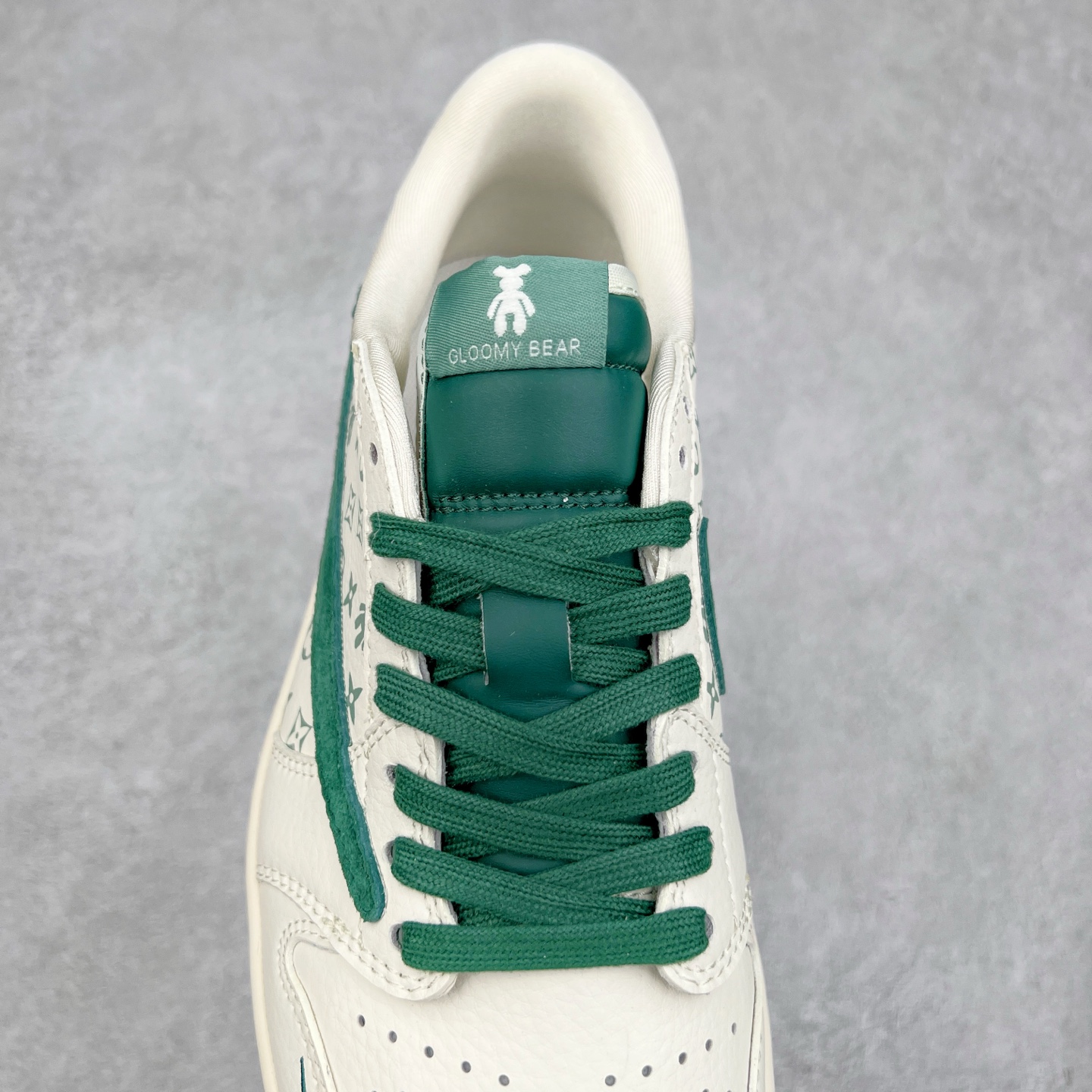 图片[5]-TS x Air Jordan AJ1 Low 倒钩低帮联名定制配色 SJ2068-112 原厂内置气垫魔块 A模大底 头层小牛皮 鞋舌AJ原厂专用牛津布+AJ专用反口珍珠布+原厂无杂质高弹内里海棉+特殊封边弹力鞋带 实拍调校N版已经零色差零失真 百分百还原实物色彩所见即所得 不存在货不对板色差等低级问题 选购参考实物拍摄 不混卖不参货 只用心做好货严格选品 承诺混一赔十 尺码：36 36.5 37.5 38 38.5 39 40 40.5 41 42 42.5 43 44 44.5 45-选品中心