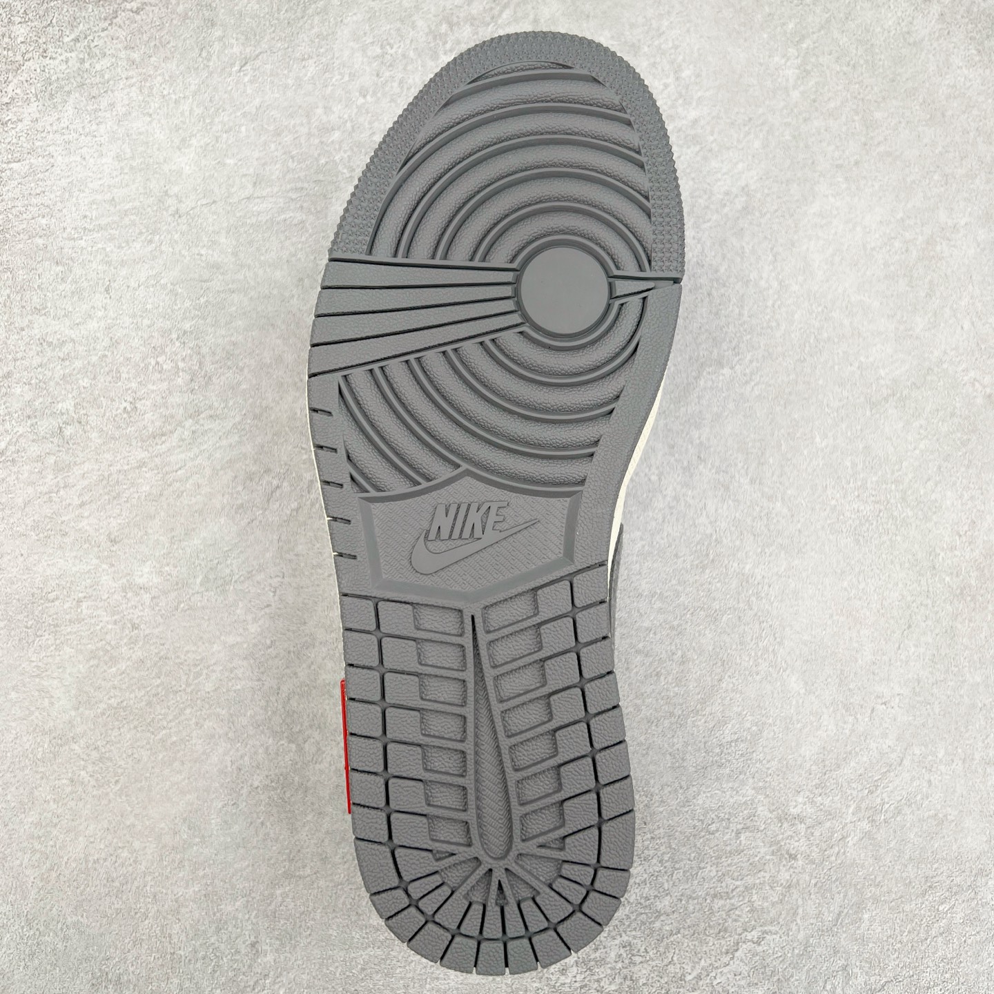 图片[9]-Air Jordan AJ1 Low 低帮定制 SJ9950-053 原厂内置气垫魔块 A模大底 头层小牛皮 鞋舌AJ原厂专用牛津布+AJ专用反口珍珠布+原厂无杂质高弹内里海棉+特殊封边弹力鞋带 尺码：36 36.5 37.5 38 38.5 39 40 40.5 41 42 42.5 43 44 44.5 45-选品中心