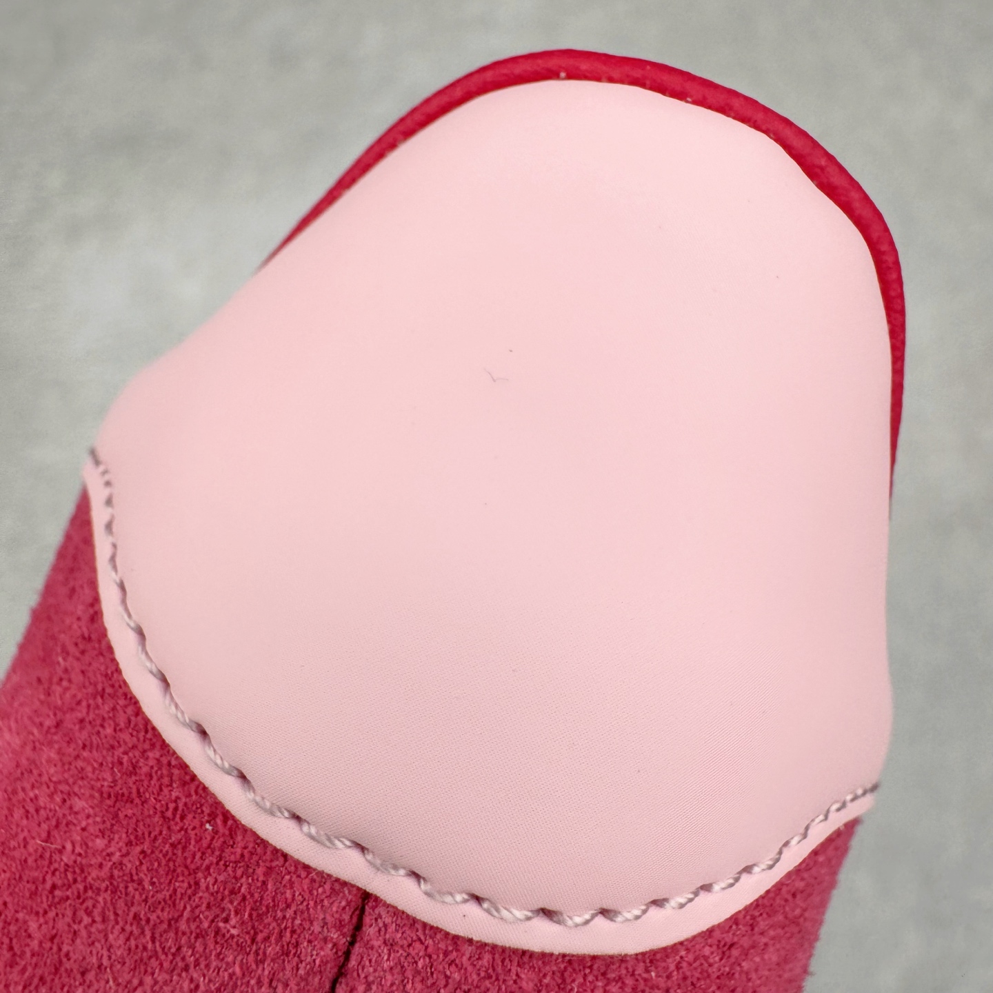 图片[13]-＃CS纯原 AD Originals Gazelle Bold W 羚羊松糕系列复古百搭厚底增高低帮休闲运动板鞋 ID6997 新的一年就要换新的打扮啦！除了设定变美、健身、减肥等目标外，你已经可以利用鞋子来“偷偷改善身材比例”的愿望了！ 因为有一句话。身高不够。鞋子来凑~赶快入手以下各大运动品牌最新推出的“厚底增高运动鞋”吧。 是最好穿最百搭的长腿神器。 重点是……不仅价格不错～鞋子也不错啊！Originals的Gazelle Bold鞋款打造出「超厚底版本」！延续流线鞋型、经典麂皮材质、白色三条线和侧面烫金标志的复古外型，奶油白鞋底高度直接乘3，出门搭上它，保证一路步步高升。尺码：36 36⅔ 37⅓ 38 38⅔ 39⅓ 40-选品中心