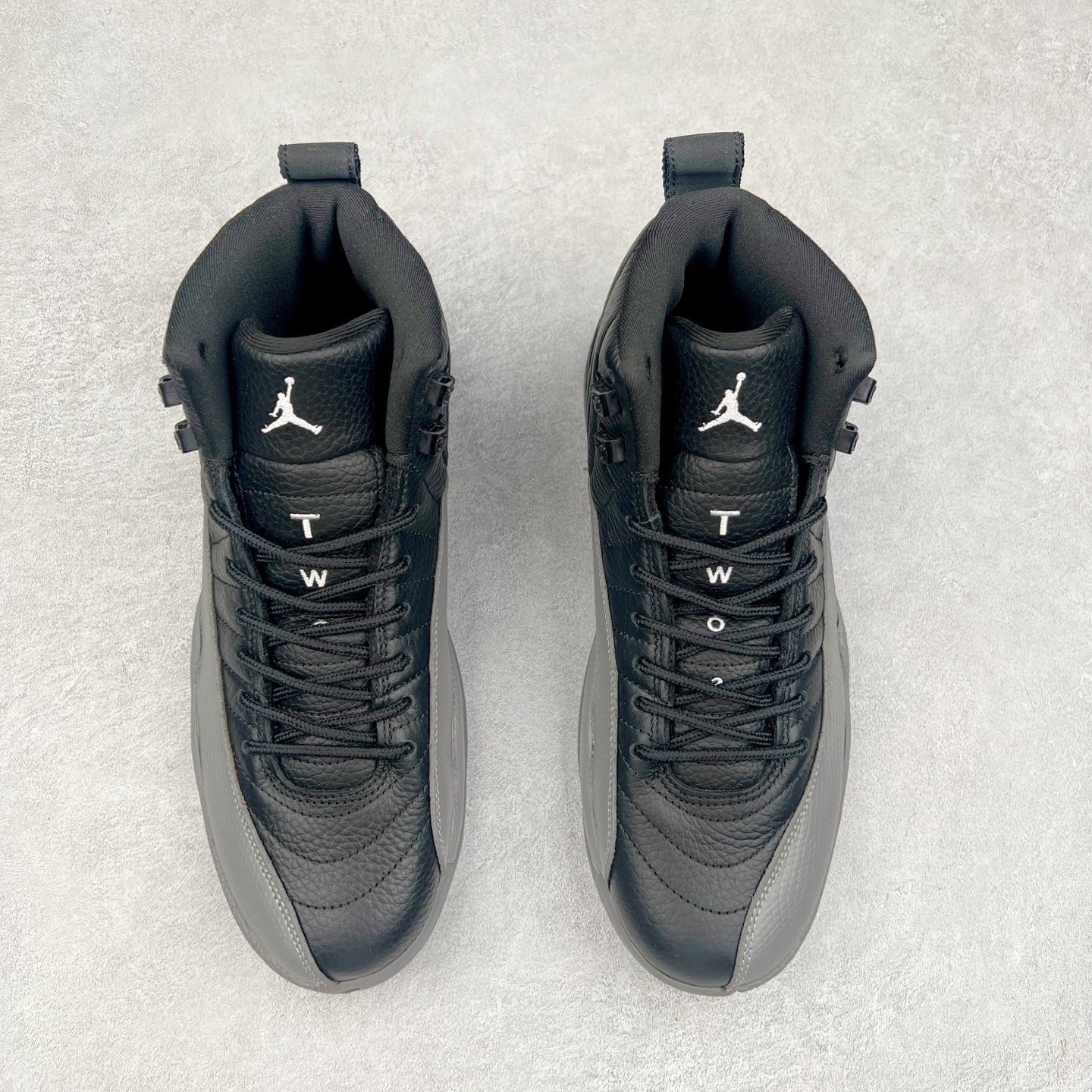 图片[2]-＃纯原福利 Air Jordan AJ12 Retro 原楦原纸板开发 采购原厂皮料 原厂定型 后跟完美效果 到手可放心比对发售原鞋 上脚百分百充当正品驾驭 真正原装公司级完美鞋型 一切细节实拍所见所得 纸板中底、钢印 完美版型 尺码：40 40.5 41 42.5 43 44 44.5 45 46 47.5-选品中心