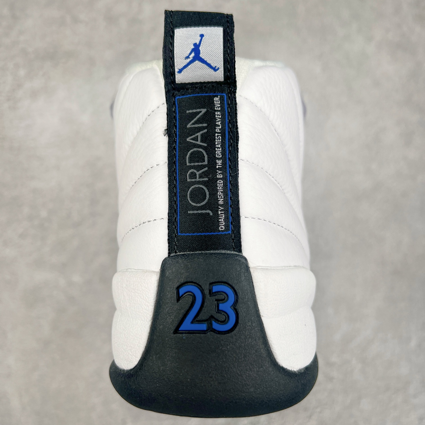 图片[8]-＃纯原福利 Air Jordan AJ12 Retro 原楦原纸板开发 采购原厂皮料 原厂定型 后跟完美效果 到手可放心比对发售原鞋 上脚百分百充当正品驾驭 真正原装公司级完美鞋型 一切细节实拍所见所得 纸板中底、钢印 完美版型 尺码：40 40.5 41 42.5 43 44 44.5 45 46 47.5-选品中心