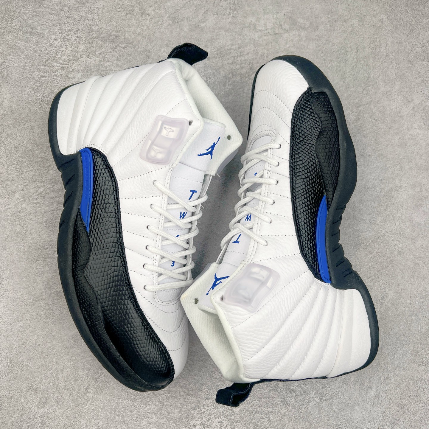 图片[3]-＃纯原福利 Air Jordan AJ12 Retro 原楦原纸板开发 采购原厂皮料 原厂定型 后跟完美效果 到手可放心比对发售原鞋 上脚百分百充当正品驾驭 真正原装公司级完美鞋型 一切细节实拍所见所得 纸板中底、钢印 完美版型 尺码：40 40.5 41 42.5 43 44 44.5 45 46 47.5-选品中心