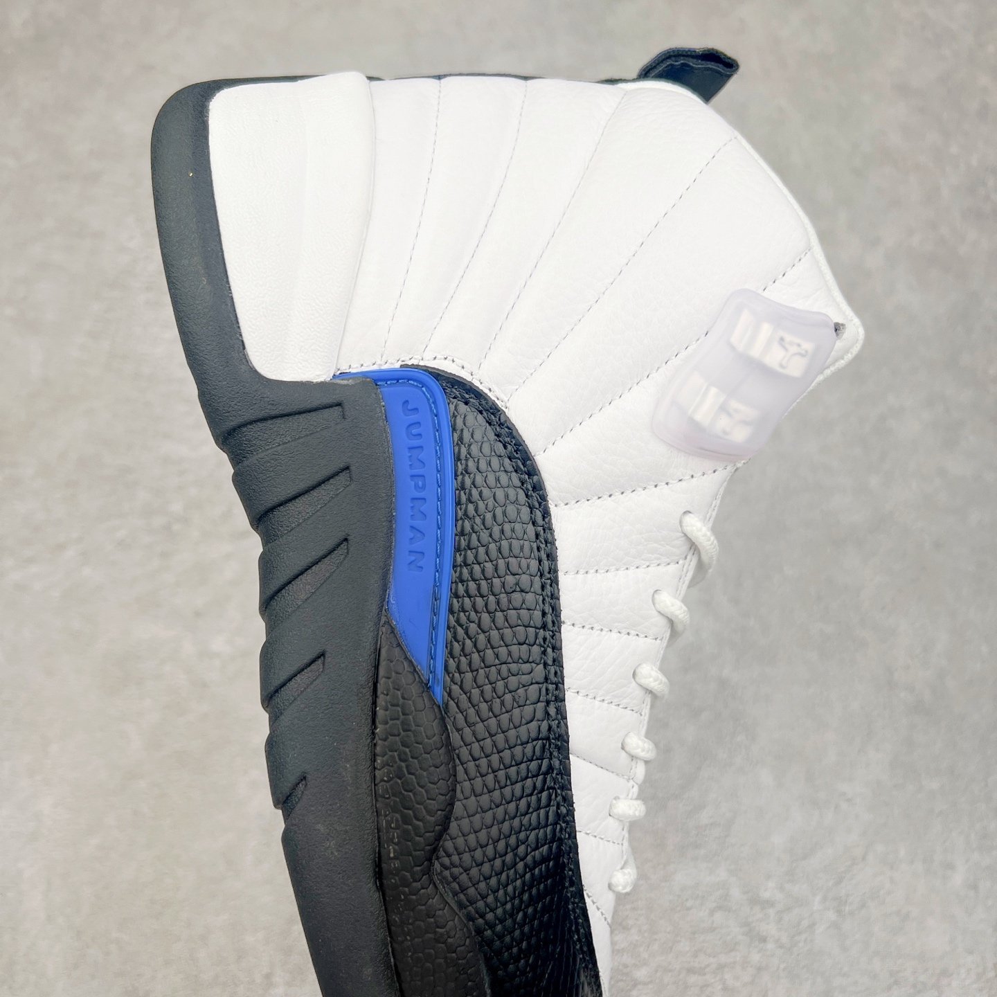 图片[6]-＃纯原福利 Air Jordan AJ12 Retro 原楦原纸板开发 采购原厂皮料 原厂定型 后跟完美效果 到手可放心比对发售原鞋 上脚百分百充当正品驾驭 真正原装公司级完美鞋型 一切细节实拍所见所得 纸板中底、钢印 完美版型 尺码：40 40.5 41 42.5 43 44 44.5 45 46 47.5-选品中心