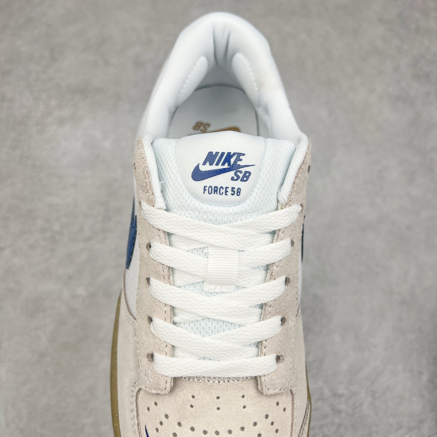 图片[5]-NK SB Force 58 空军58系列低帮休闲运动滑板板鞋 CZ2959-100 鞋面由帆布和麂皮拼接 层次感丰富 搭配硫化外底 耐磨耐穿 鞋舌及中底后跟处饰有SB Logo 表明鞋款身份 采用包边设计 经久耐穿 硫化结构则有效提升灵活性 穿上这款全新推出的创意力作 助你耀动街头 尺码：36 36.5 37.5 38 38.5 39 40 40.5 41 42 42.5 43 44 45-选品中心