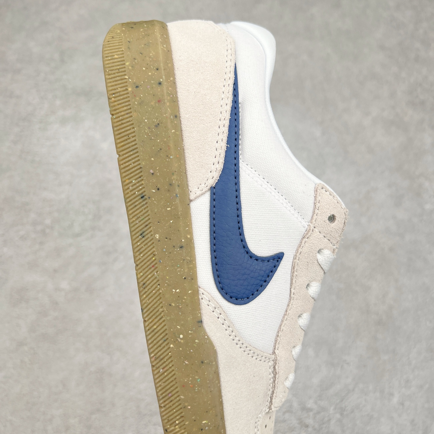 图片[6]-NK SB Force 58 空军58系列低帮休闲运动滑板板鞋 CZ2959-100 鞋面由帆布和麂皮拼接 层次感丰富 搭配硫化外底 耐磨耐穿 鞋舌及中底后跟处饰有SB Logo 表明鞋款身份 采用包边设计 经久耐穿 硫化结构则有效提升灵活性 穿上这款全新推出的创意力作 助你耀动街头 尺码：36 36.5 37.5 38 38.5 39 40 40.5 41 42 42.5 43 44 45-选品中心