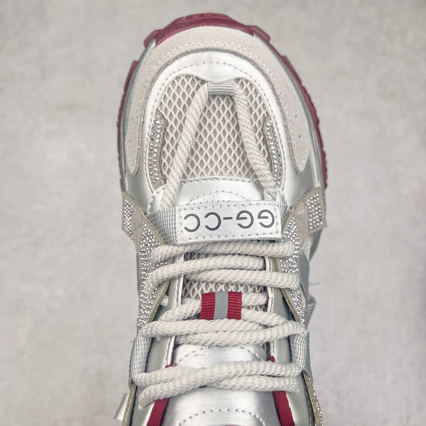 图片[4]-GG-CC Chunky Low 休闲运动老爹鞋 #广东大厂出品 完美细节 25ss早春新款 大长腿 时髦look轻松定格 不费力展现率性氛围 酷帅机能风不规则设计大底 GGcc杏银红色拼色造型设计 轻便舒适百搭 不管怎么搭都敲好看~尺码：35 36 37 38 39 40-选品中心