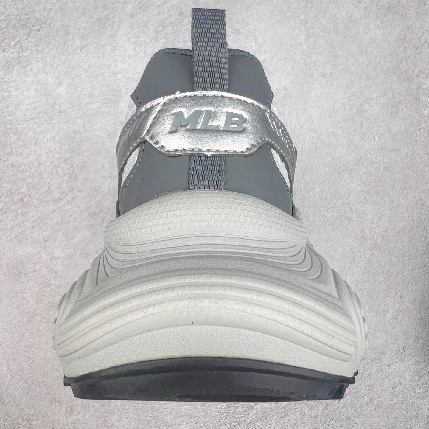 图片[8]-MLB WINNER CHUNKY 纽约洋基队合成革潮流时尚舒适休闲运动风厚底增高 防滑耐磨 低帮 老爹鞋 男女同款 黑色 实拍调校N版已经零色差零失真 百分百还原实物色彩所见即所得 不存在货不对板色差等低级问题 选购参考实物拍摄 不混卖不参货 只用心做好货严格选品 承诺混一赔十 尺码：36 36.5 37.5 38 38.5 39 40 40.5 41 42 42.5 43 44 44.5 45-选品中心