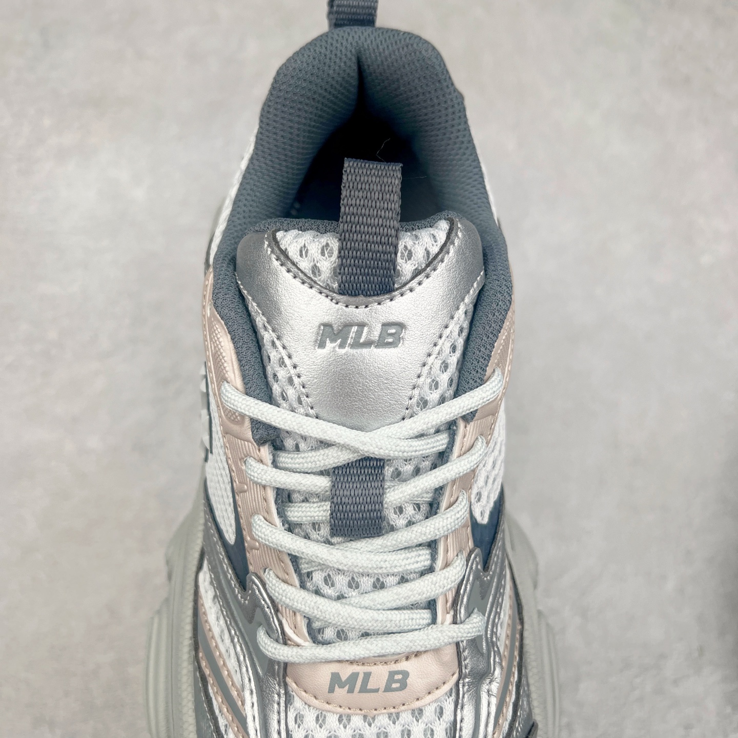 图片[5]-MLB WINNER CHUNKY 纽约洋基队合成革潮流时尚舒适休闲运动风厚底增高 防滑耐磨 低帮 老爹鞋 男女同款 黑色 实拍调校N版已经零色差零失真 百分百还原实物色彩所见即所得 不存在货不对板色差等低级问题 选购参考实物拍摄 不混卖不参货 只用心做好货严格选品 承诺混一赔十 尺码：36 36.5 37.5 38 38.5 39 40 40.5 41 42 42.5 43 44 44.5 45-选品中心