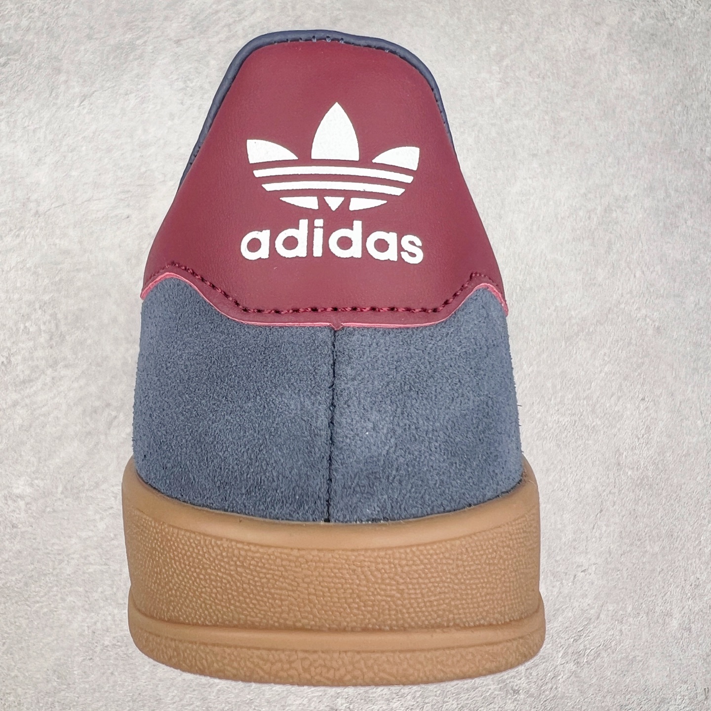 图片[8]-AD Gazelle Indoor Trainers 羚羊内训系列低帮复古百搭休闲运动德训风板鞋 JI3522 90年代经典的复刻版！自60年代以足球训练鞋面世以来,Gazelle就以其经典设计席卷全球。1991年版本的复刻,再造经典Gazelle。采用皮革打造,搭配浊色细节,让这款经典更加简约。尺码：36 36⅔ 37⅓ 38 38⅔ 39⅓ 40 40⅔ 41⅓ 42 42⅔ 43⅓ 44⅓ 44⅔ 45-选品中心