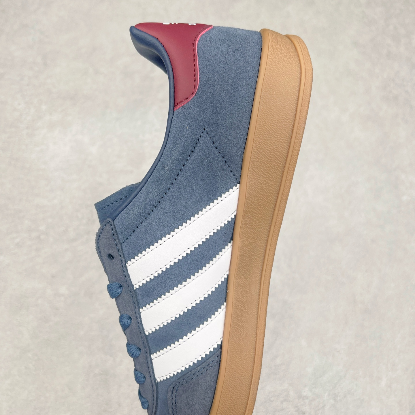 图片[7]-AD Gazelle Indoor Trainers 羚羊内训系列低帮复古百搭休闲运动德训风板鞋 JI3522 90年代经典的复刻版！自60年代以足球训练鞋面世以来,Gazelle就以其经典设计席卷全球。1991年版本的复刻,再造经典Gazelle。采用皮革打造,搭配浊色细节,让这款经典更加简约。尺码：36 36⅔ 37⅓ 38 38⅔ 39⅓ 40 40⅔ 41⅓ 42 42⅔ 43⅓ 44⅓ 44⅔ 45-选品中心