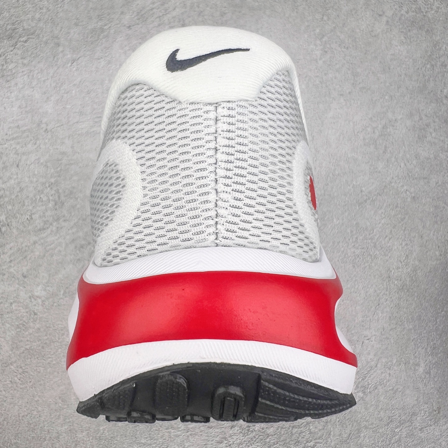 图片[8]-＃纯原福利 NK Journey Run 旅程慢跑系列低帮轻质缓震休闲运动公路跑步鞋 采用科技织法轻盈织物合成鞋面材质 搭载柔软厚实ComfiRide 泡绵缓震组合外置防滑耐磨橡胶底片 穿上 Journey Run 公路跑步鞋 尽情畅跑 享受每一步的风景 搭载柔软厚实的 ComfiRide 泡绵缓震配置 助你征服充满挑战的路面 大步流星 微笑前行 该鞋款舒适非凡 让你爱不释脚 尺码：35.5 36 36.5 37.5 38 38.5 39 40 40.5 41 42 42.5 43 44 44.5 45-选品中心