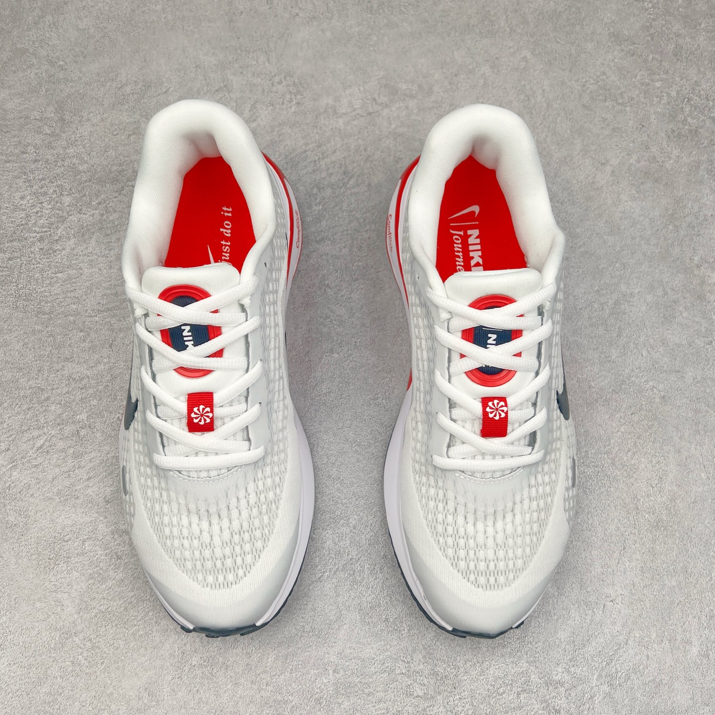 图片[2]-＃纯原福利 NK Journey Run 旅程慢跑系列低帮轻质缓震休闲运动公路跑步鞋 采用科技织法轻盈织物合成鞋面材质 搭载柔软厚实ComfiRide 泡绵缓震组合外置防滑耐磨橡胶底片 穿上 Journey Run 公路跑步鞋 尽情畅跑 享受每一步的风景 搭载柔软厚实的 ComfiRide 泡绵缓震配置 助你征服充满挑战的路面 大步流星 微笑前行 该鞋款舒适非凡 让你爱不释脚 尺码：35.5 36 36.5 37.5 38 38.5 39 40 40.5 41 42 42.5 43 44 44.5 45-选品中心