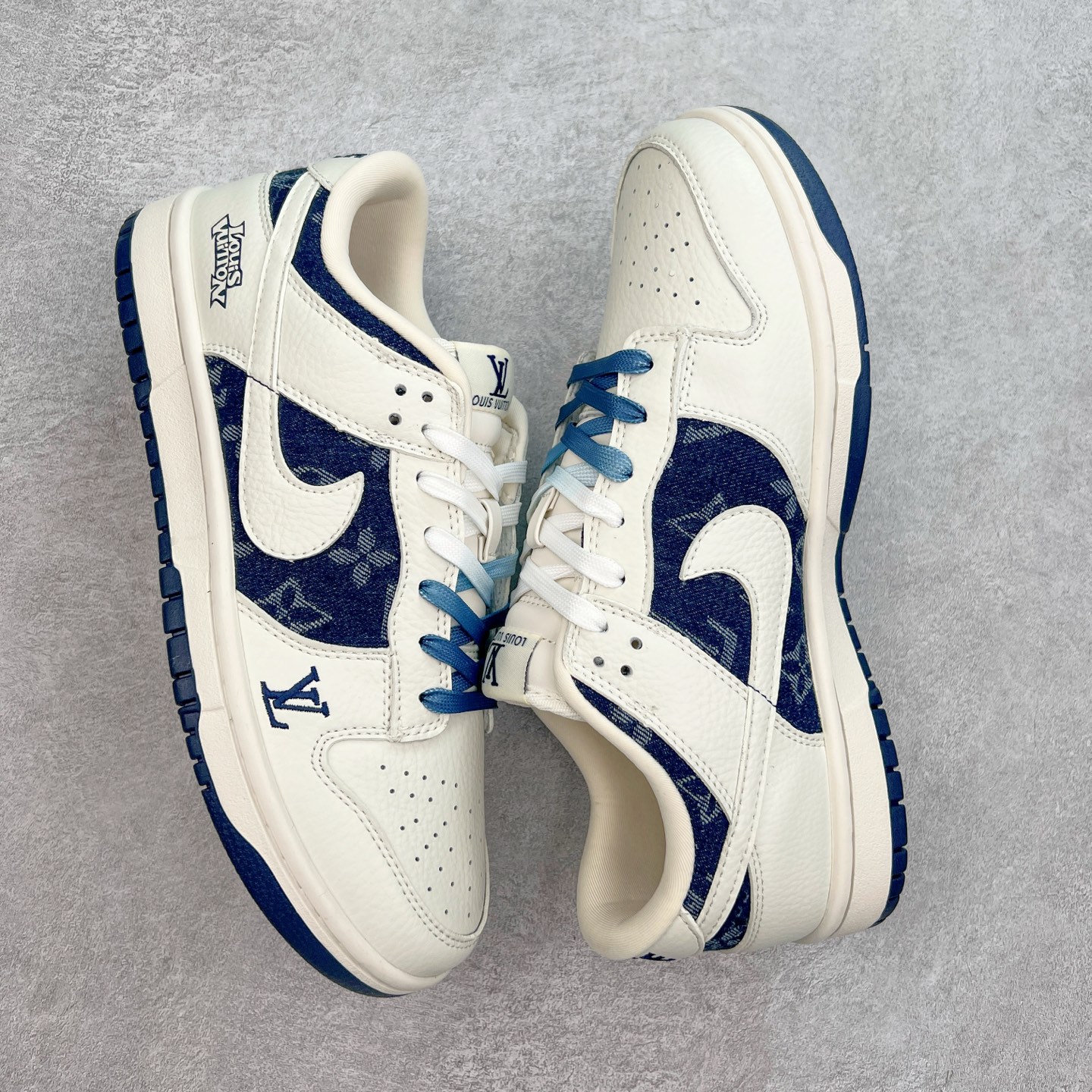 图片[3]-NK Dunk Low 定制配色 XB3802-359 大厂出品 极力推荐 原装头层材料 独家版型蒸餾加工帶來的是更好的视觉和脚感体验大厂纯原品质出货 清洁度 电绣工艺 皮料切割干净无任何毛边 细节完美 实拍调校N版已经零色差零失真 百分百还原实物色彩所见即所得 不存在货不对板色差等低级问题 选购参考实物拍摄 不混卖不参货 只用心做好货严格选品 承诺混一赔十 尺码：36 36.5 37.5 38 38.5 39 40 40.5 41 42 42.5 43 44 44.5 45-选品中心