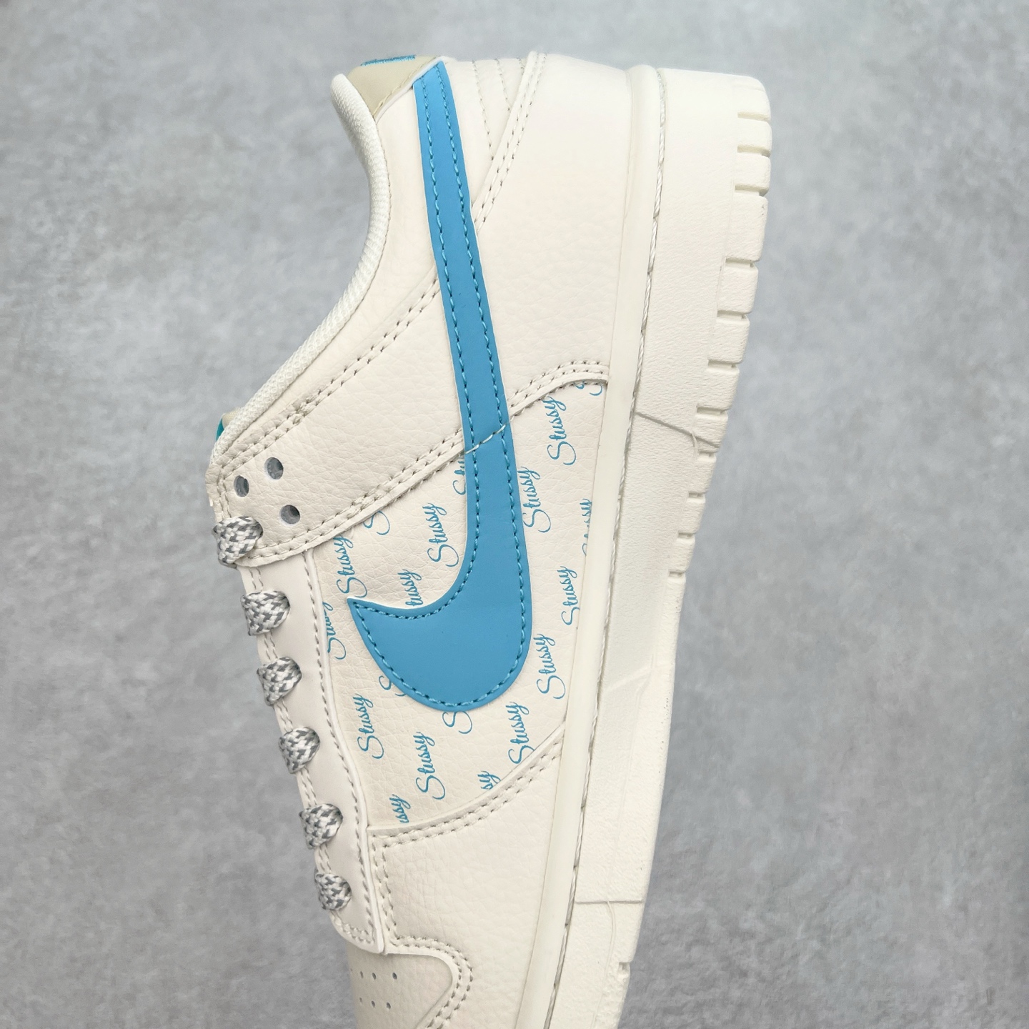 图片[7]-NK Dunk Low 定制配色 SJ2068-281 大厂出品 极力推荐 原装头层材料 独家版型蒸餾加工帶來的是更好的视觉和脚感体验大厂纯原品质出货 清洁度 电绣工艺 皮料切割干净无任何毛边 细节完美 实拍调校N版已经零色差零失真 百分百还原实物色彩所见即所得 不存在货不对板色差等低级问题 选购参考实物拍摄 不混卖不参货 只用心做好货严格选品 承诺混一赔十 尺码：36 36.5 37.5 38 38.5 39 40 40.5 41 42 42.5 43 44 44.5 45-选品中心