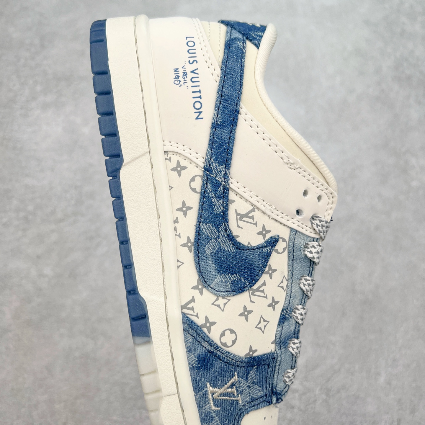 图片[6]-NK Dunk Low 定制配色 CH8311-287 大厂出品 极力推荐 原装头层材料 独家版型蒸餾加工帶來的是更好的视觉和脚感体验大厂纯原品质出货 清洁度 电绣工艺 皮料切割干净无任何毛边 细节完美 实拍调校N版已经零色差零失真 百分百还原实物色彩所见即所得 不存在货不对板色差等低级问题 选购参考实物拍摄 不混卖不参货 只用心做好货严格选品 承诺混一赔十 尺码：36 36.5 37.5 38 38.5 39 40 40.5 41 42 42.5 43 44 44.5 45-选品中心