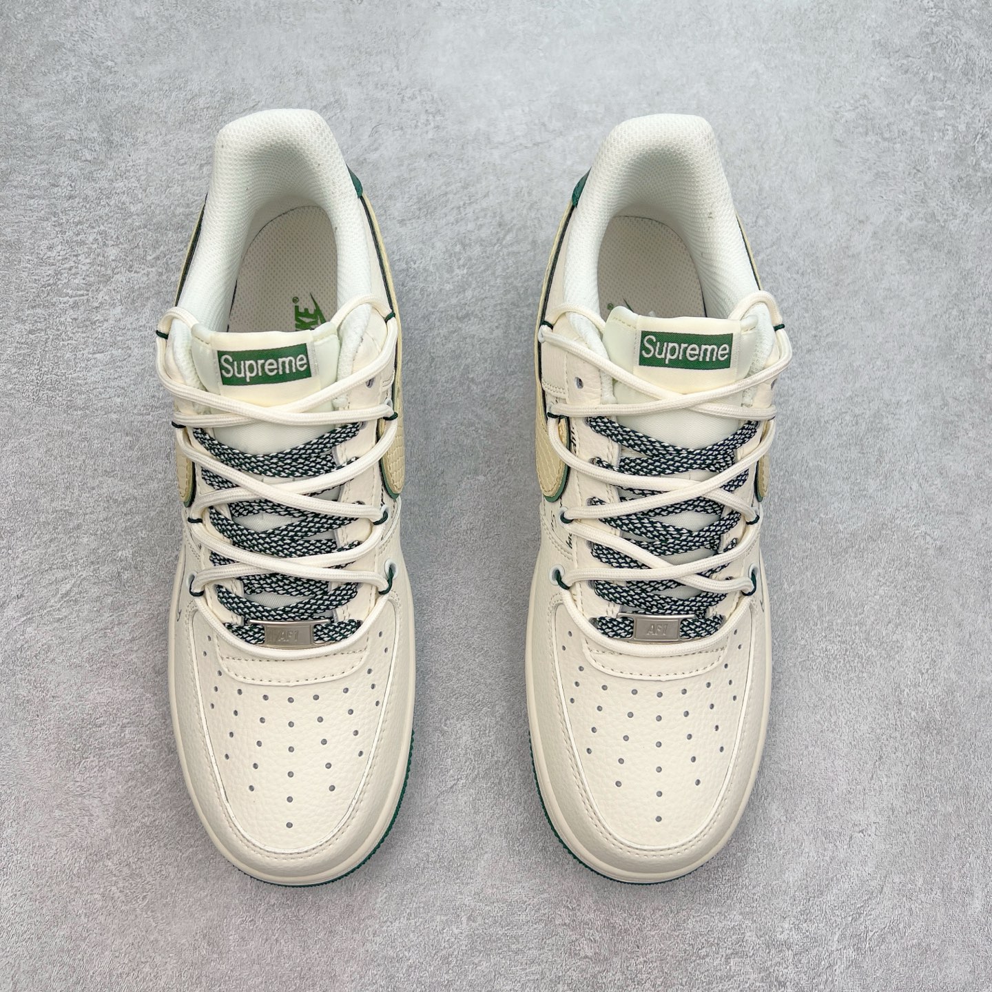 图片[2]-NK Air Force 1´07 Low 空军一号低帮百搭休闲运动板鞋 DM6868-057 柔软、弹性十足的缓震性能和出色的中底设计 横跨复古与现代的外型结合 造就出风靡全球 三十多年的Force 1 直到今天还深受青睐 实拍调校N版已经零色差零失真 百分百还原实物色彩所见即所得 不存在货不对板色差等低级问题 选购参考实物拍摄 不混卖不参货 只用心做好货严格选品 承诺混一赔十 尺码：36 36.5 37.5 38 38.5 39 40 40.5 41 42 42.5 43 44 44.5 45-选品中心