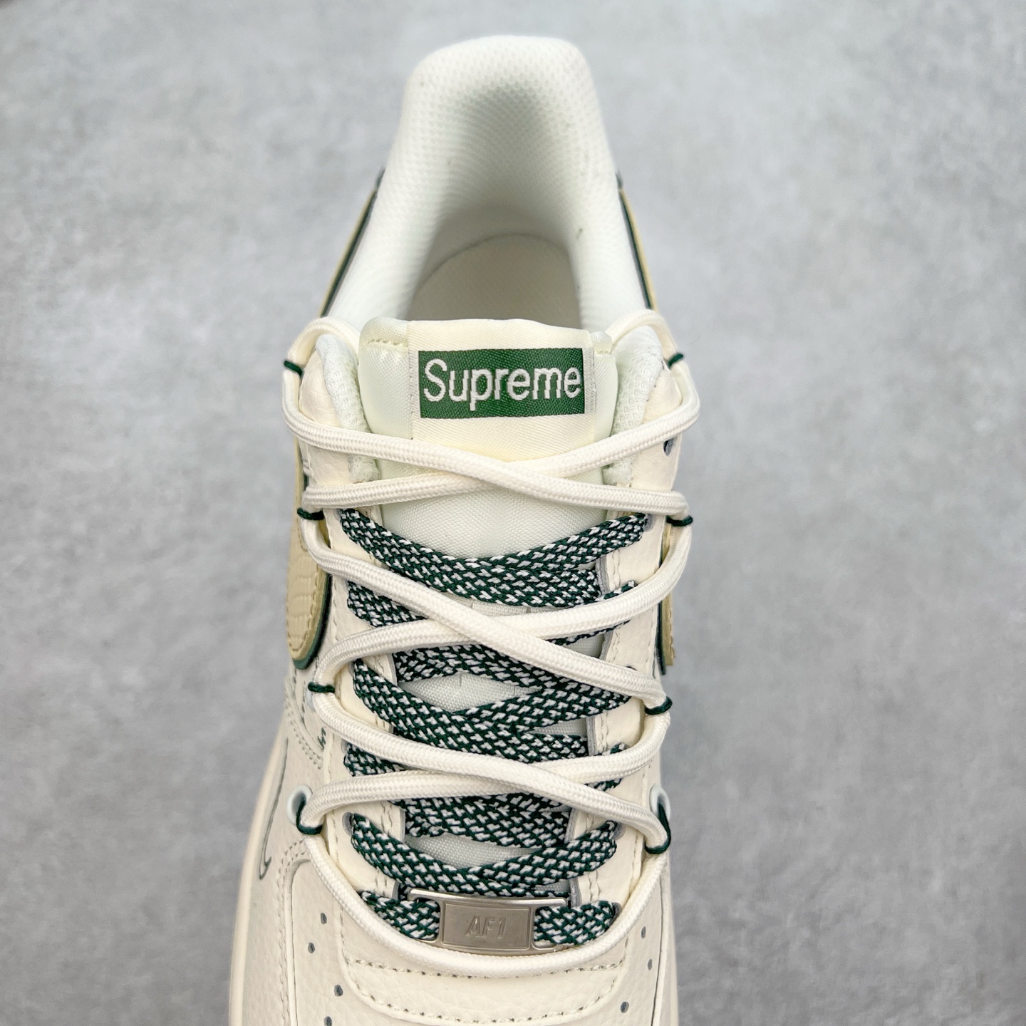 图片[5]-NK Air Force 1´07 Low 空军一号低帮百搭休闲运动板鞋 DM6868-057 柔软、弹性十足的缓震性能和出色的中底设计 横跨复古与现代的外型结合 造就出风靡全球 三十多年的Force 1 直到今天还深受青睐 实拍调校N版已经零色差零失真 百分百还原实物色彩所见即所得 不存在货不对板色差等低级问题 选购参考实物拍摄 不混卖不参货 只用心做好货严格选品 承诺混一赔十 尺码：36 36.5 37.5 38 38.5 39 40 40.5 41 42 42.5 43 44 44.5 45-选品中心