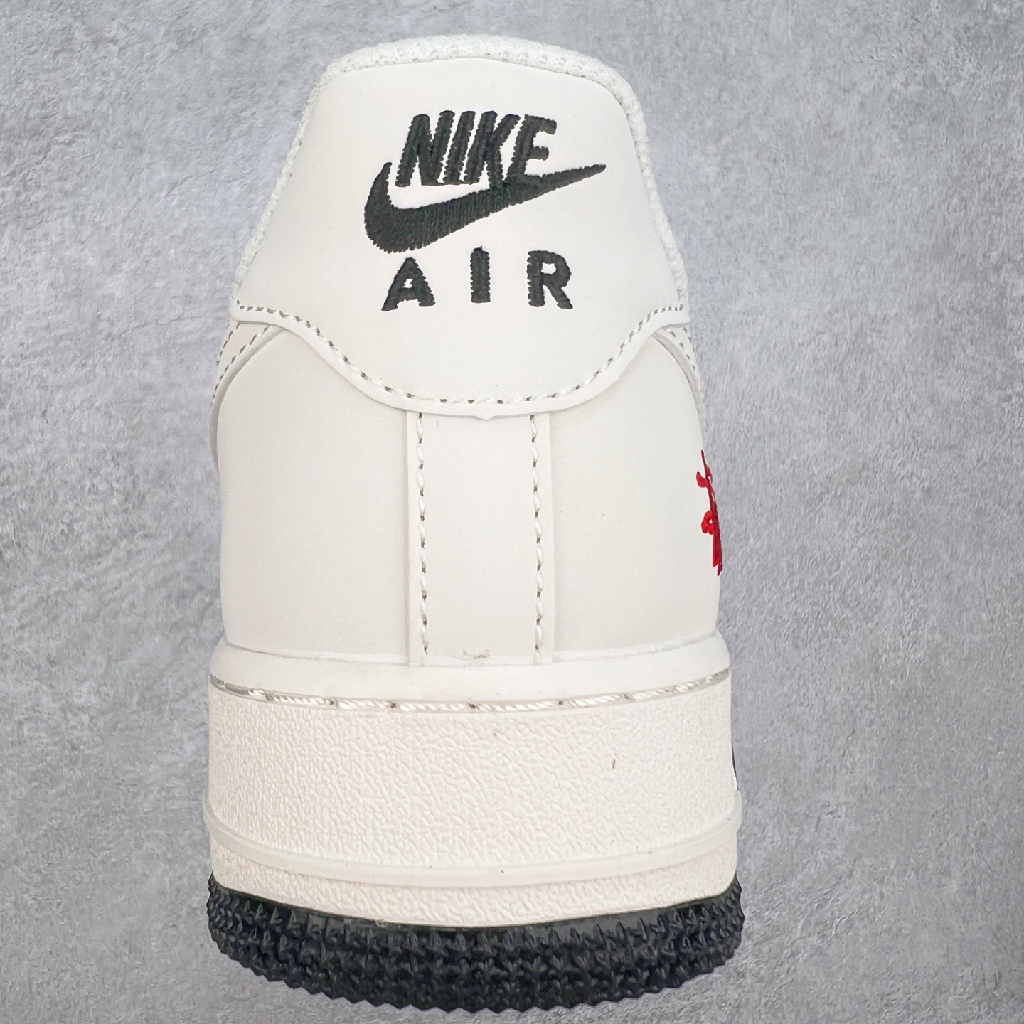 图片[8]-NK Air Force 1´07 Low 空军一号低帮百搭休闲运动板鞋 HH7518-076 柔软、弹性十足的缓震性能和出色的中底设计 横跨复古与现代的外型结合 造就出风靡全球 三十多年的Force 1 直到今天还深受青睐 实拍调校N版已经零色差零失真 百分百还原实物色彩所见即所得 不存在货不对板色差等低级问题 选购参考实物拍摄 不混卖不参货 只用心做好货严格选品 承诺混一赔十 尺码：36 36.5 37.5 38 38.5 39 40 40.5 41 42 42.5 43 44 44.5 45-选品中心