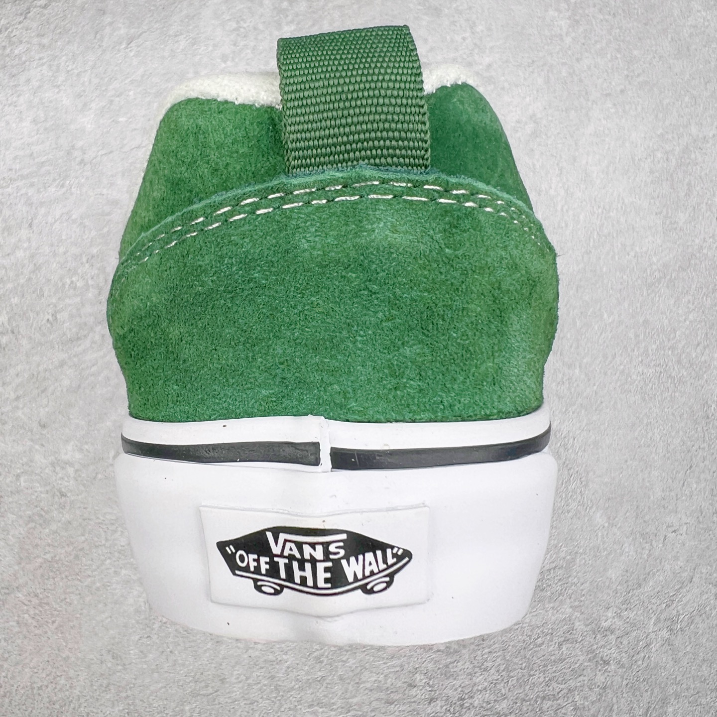 图片[8]-Vans Knu Skool 白绿色 官方新款 复古休闲胖胖面包鞋 肥胖版大LOGO原版全皮猪八面料 货号：VN000D6C07W 尺码：35 36 36.5 37 38 38.5 39 40 40.5 41 42 42.5 43 44 45 工艺：硫化1：1（重量1：1、真标、原钢印、材质标、鞋型标、合格证）-选品中心